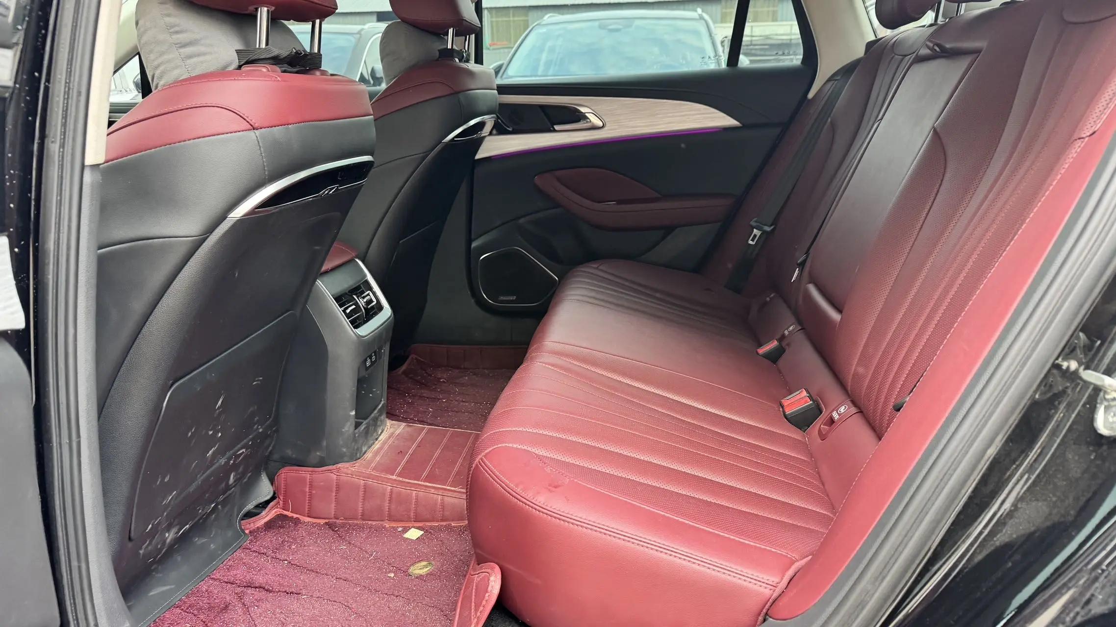 HongQi H5 2024 2.0T Auto Zhilian Flag Chang Edition 6