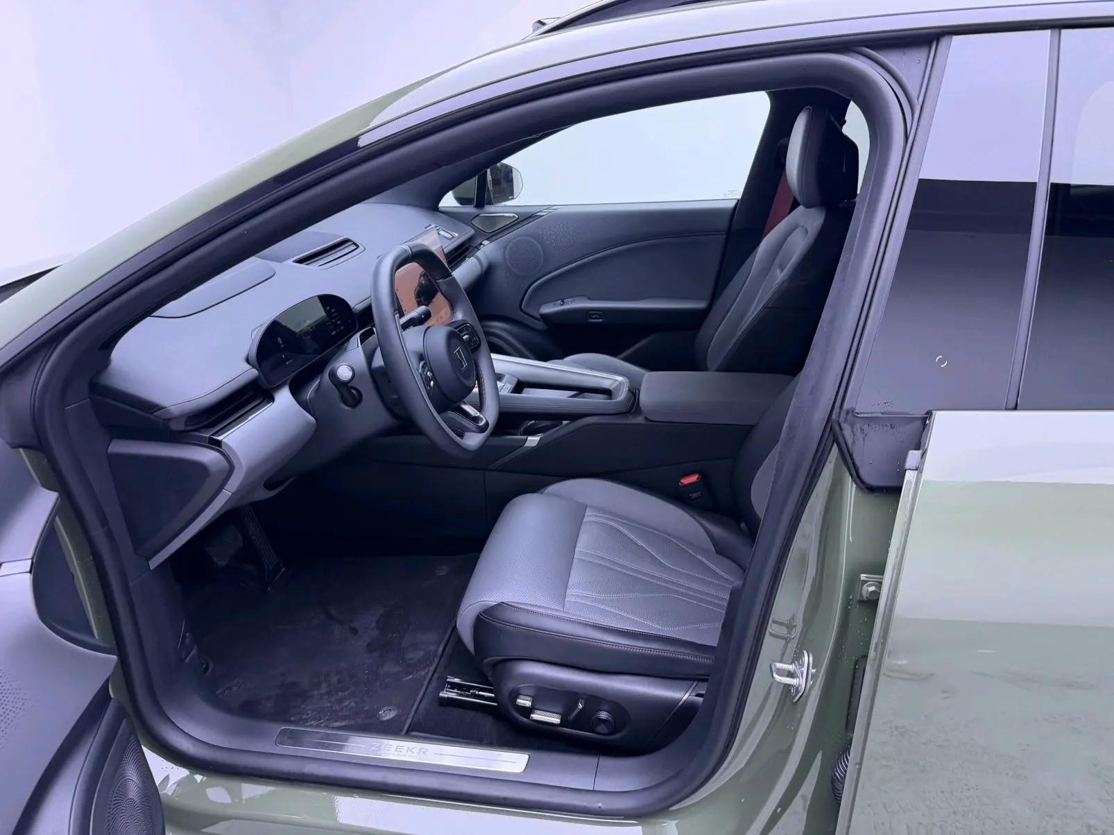 Zeekr 2025 Zeekr 007GT Rear-Wheel Drive Intelligent Driving Version 75kWh Automatic 4