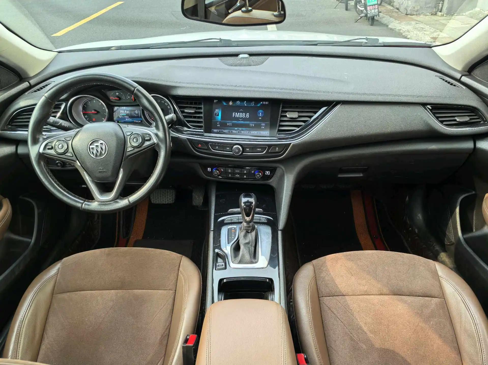 Regal 2019 20T Elite National V 6