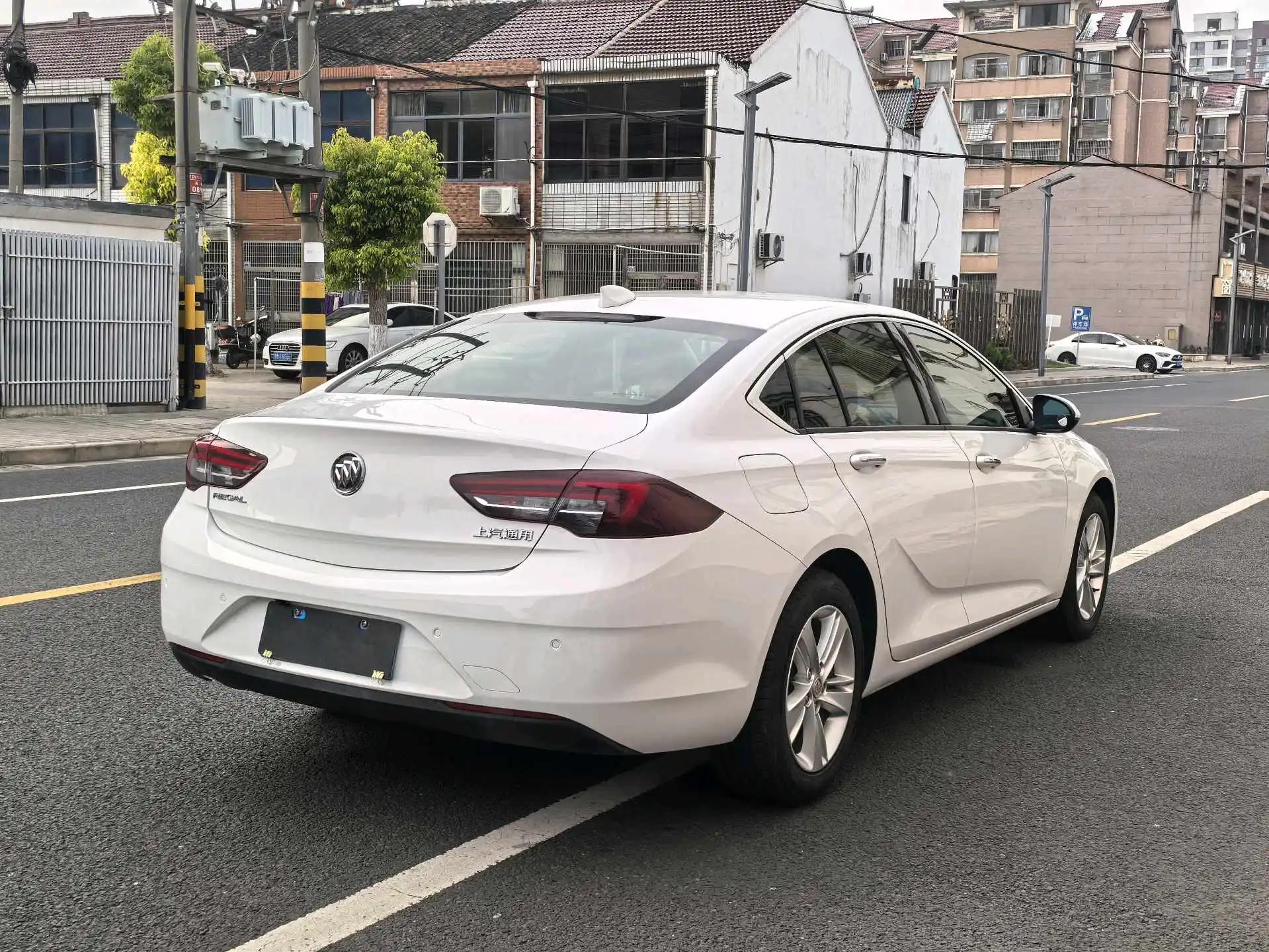 Regal 2019 20T Elite National V 8
