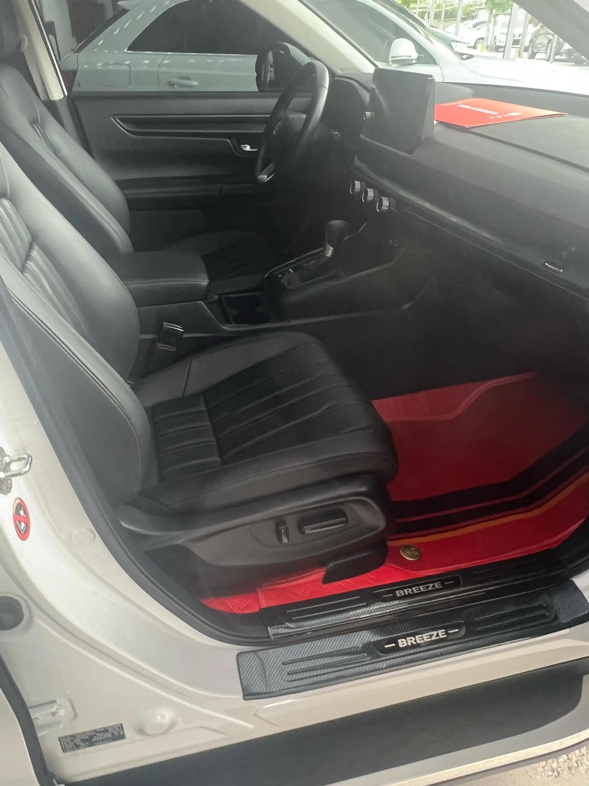 Honda 2023 BREEZE 1.5T CVT 240TURBO Two-Wheel Drive Luxury PRO 7-Seater Automatic 10