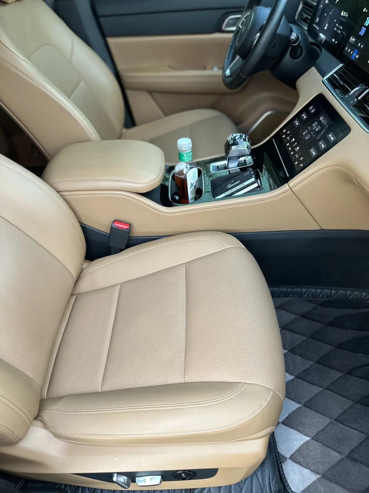 Li ONE 2021 extended 6-seat version 3