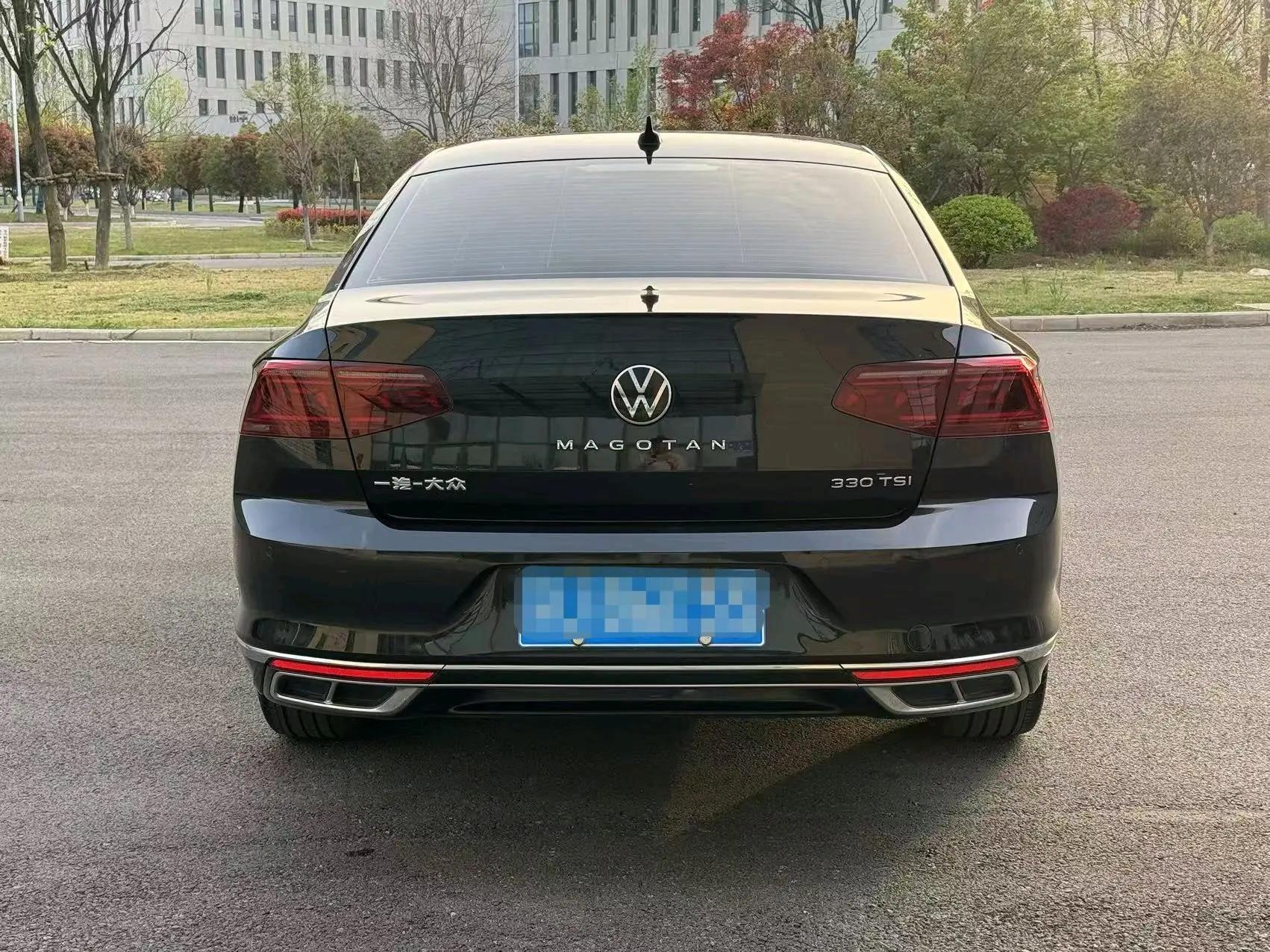 Magotan 2022 330TSI DSG Basic 5