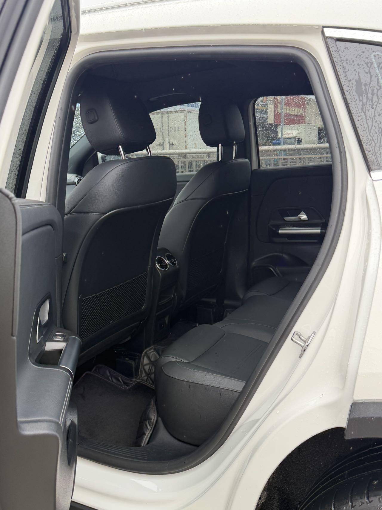 Mercedes Benz GLA 2022 to GLA 200 5