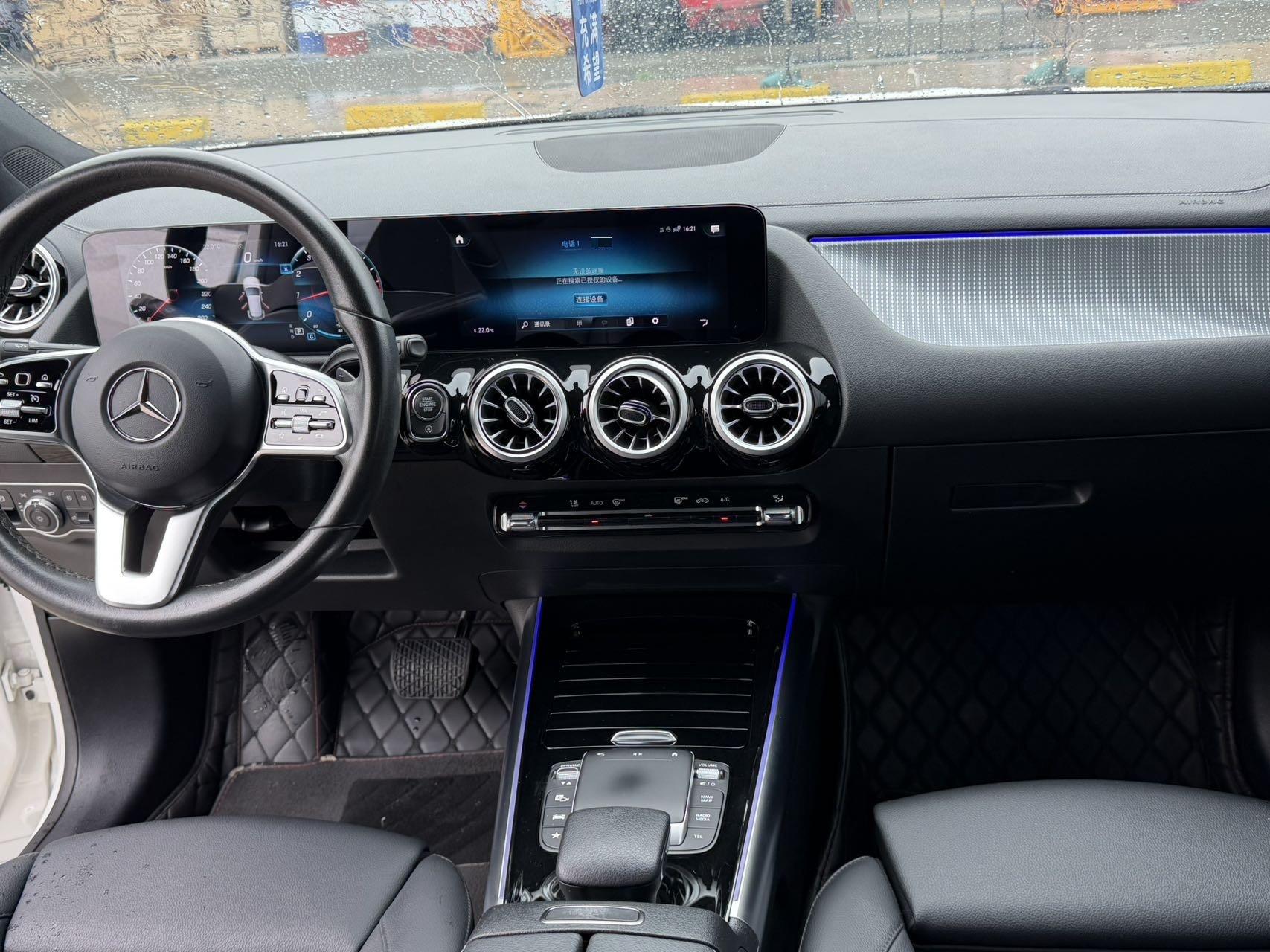 Mercedes Benz GLA 2022 to GLA 200 6