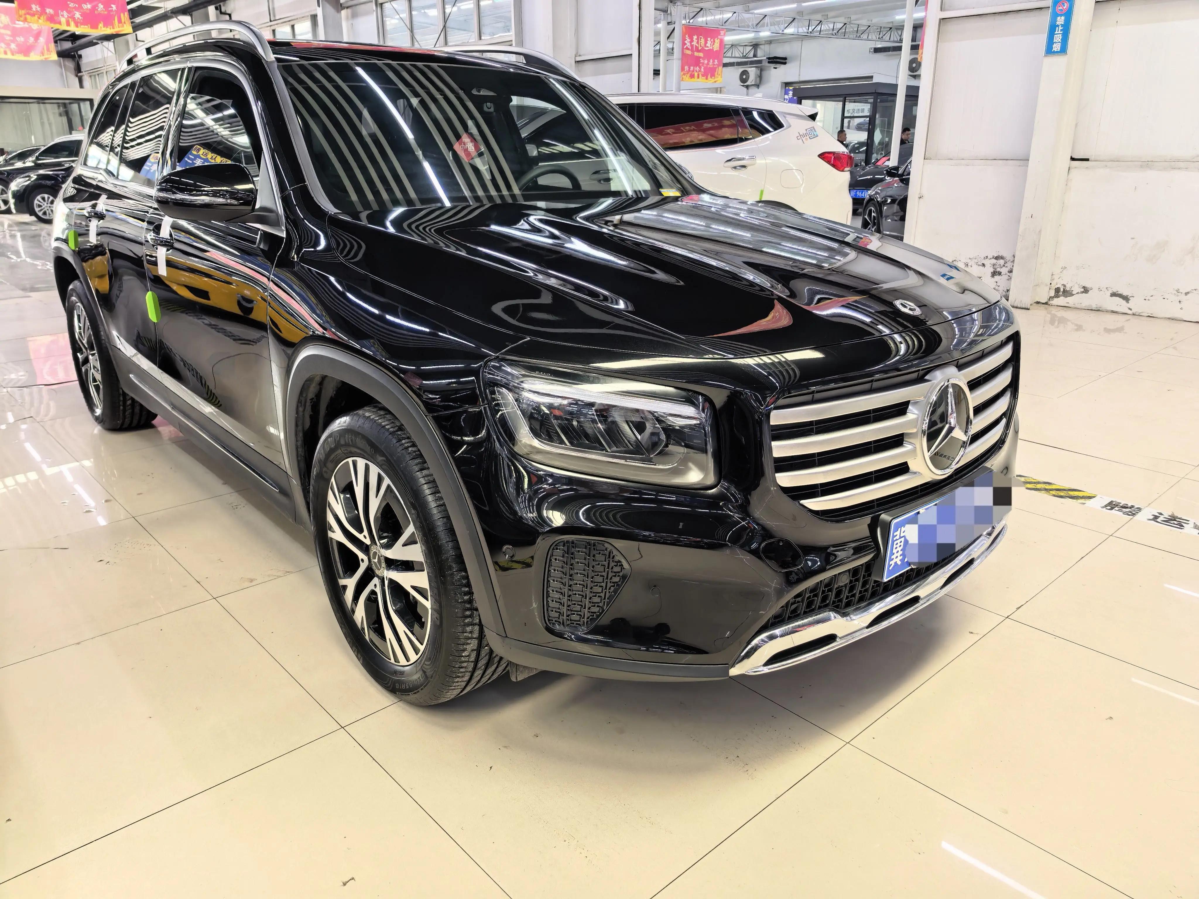 Mercedes Benz 2025 GLB 220 48V 2.0T Dynamic Automatic 3