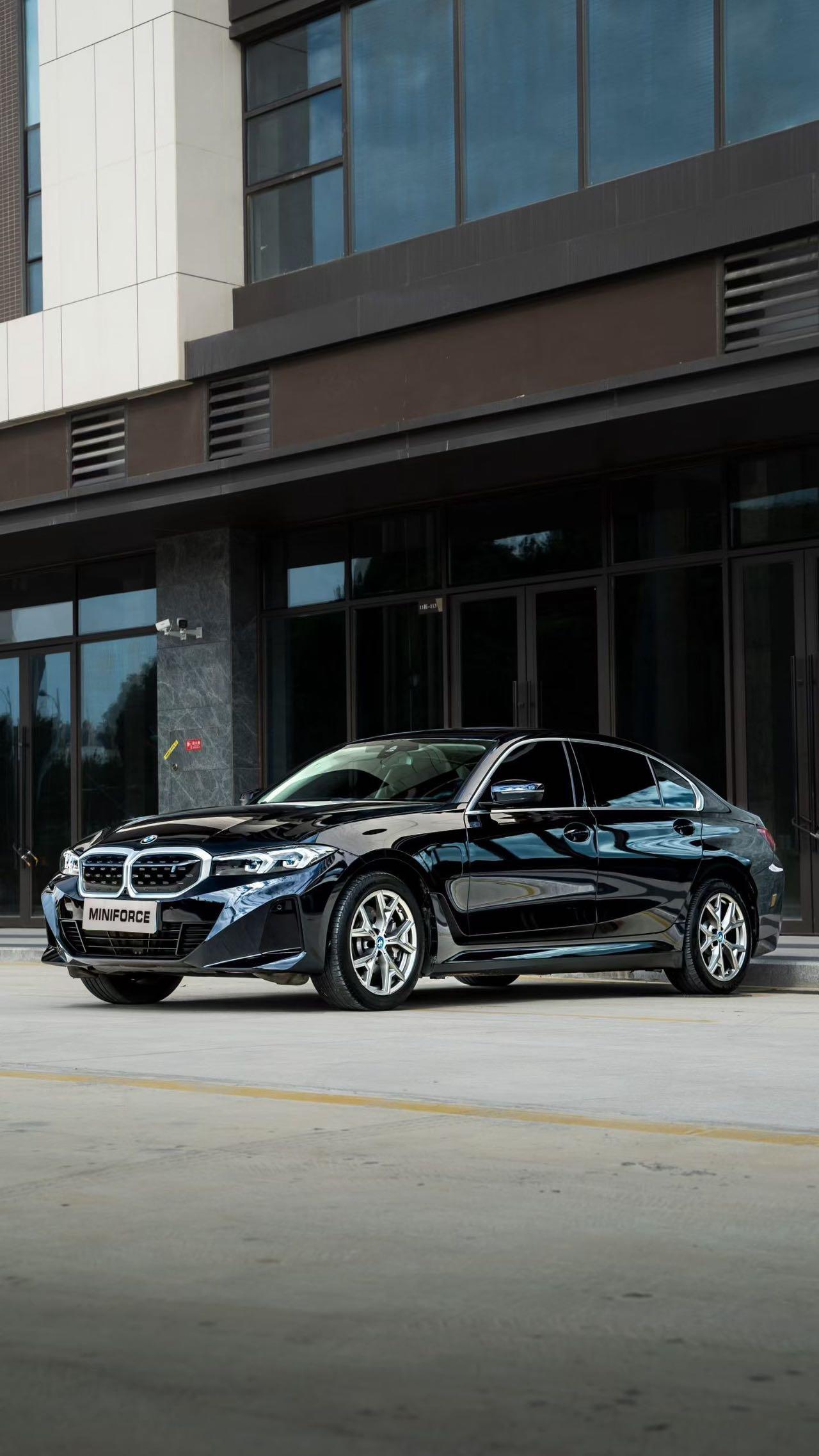 BMW i3 2022 eDrive 35 L