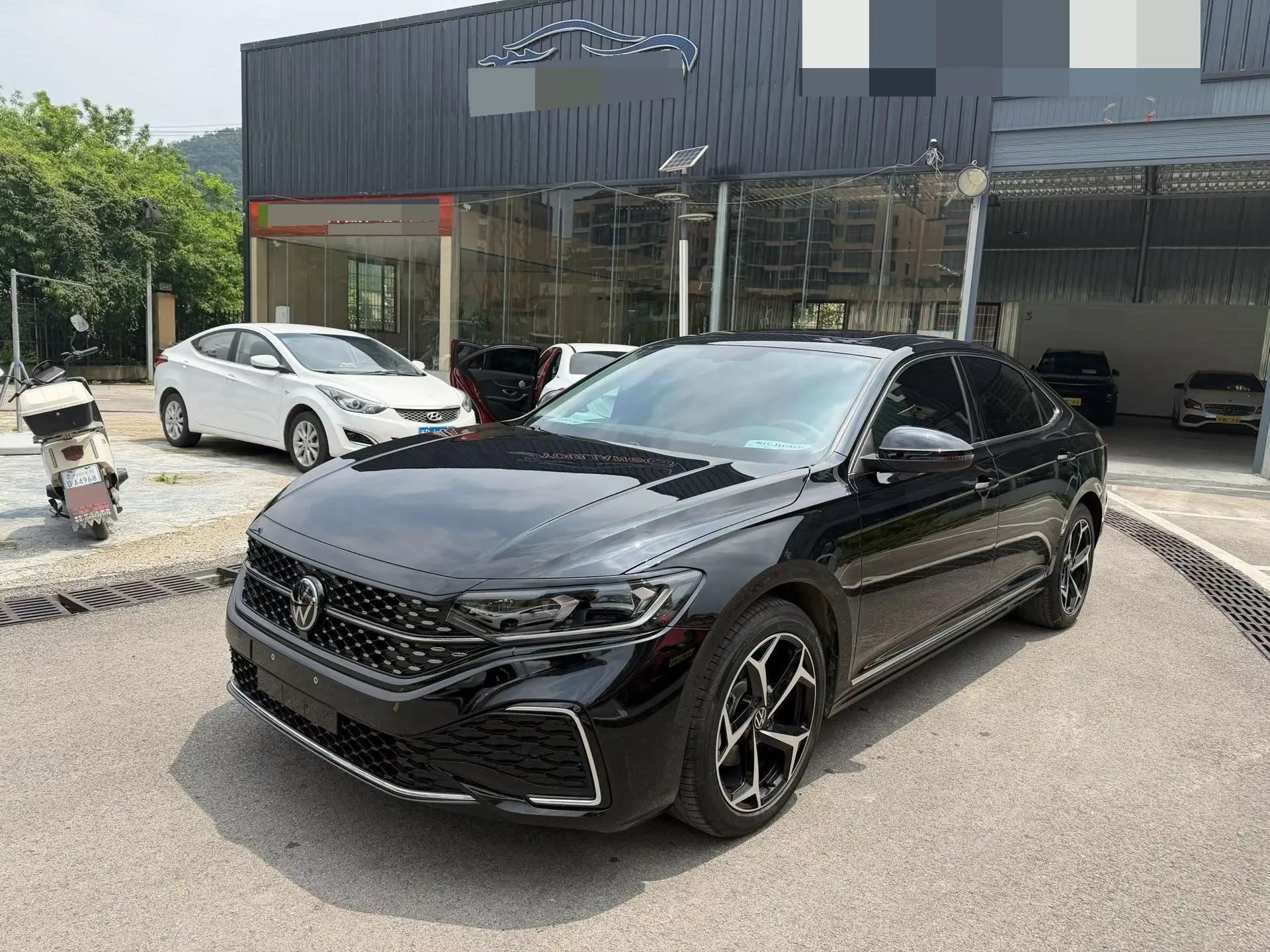 Volkswagen 2024 Passat 2.0TSI 330TSI Starry Sky Elite Edition Automatic