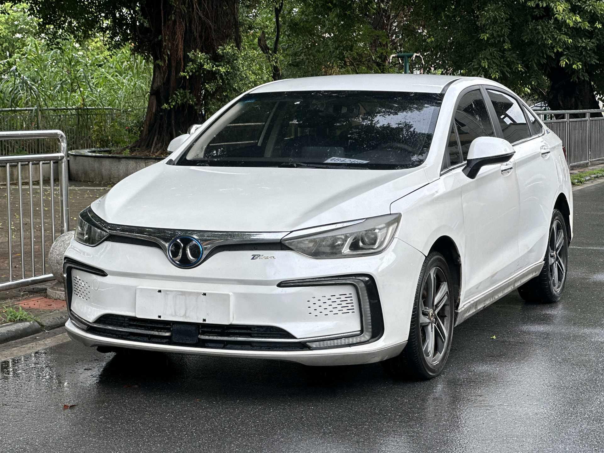 Beijing EU5 2018 R550 Smart Tide Edition