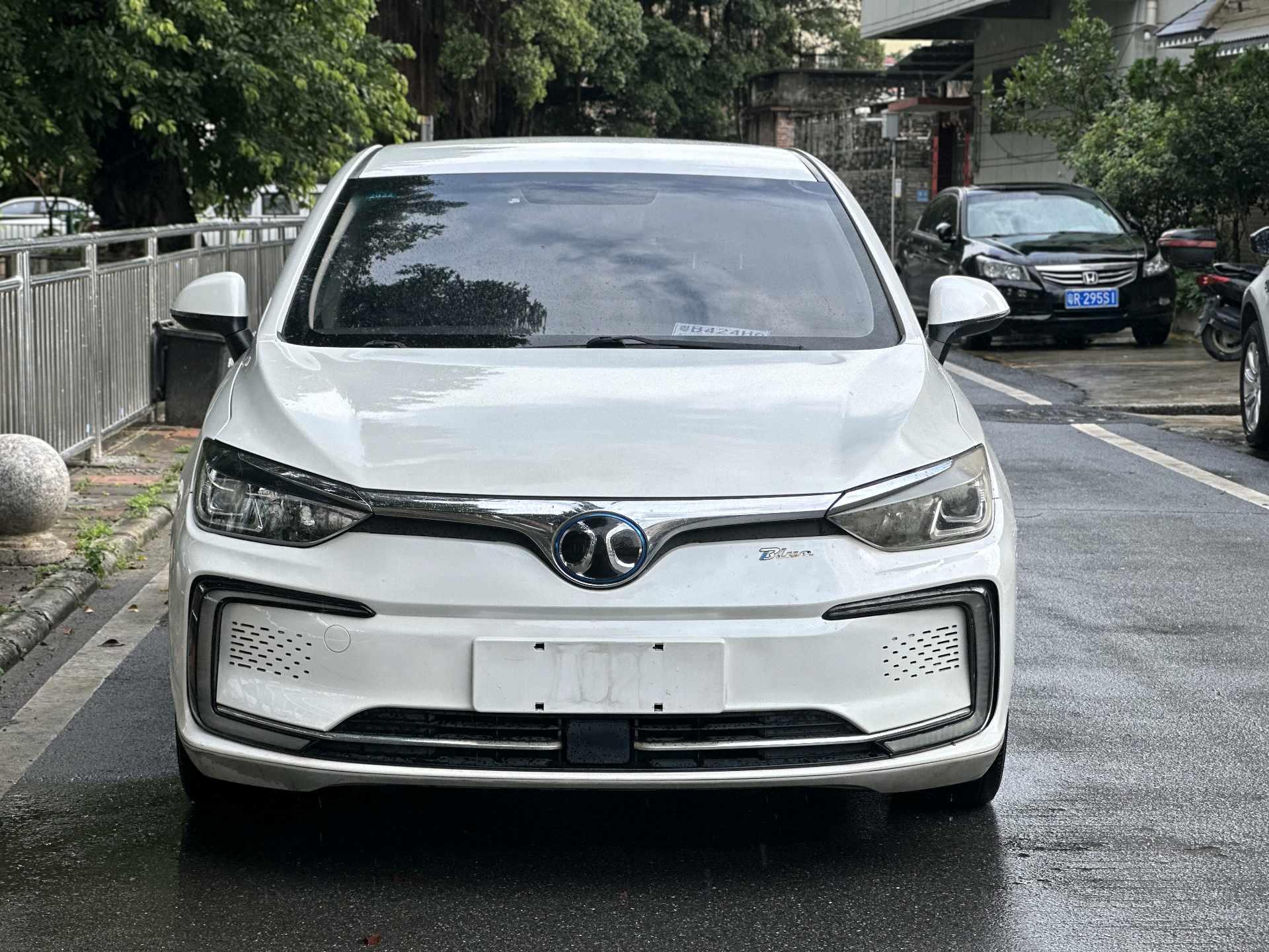 Beijing EU5 2018 R550 Smart Tide Edition 3