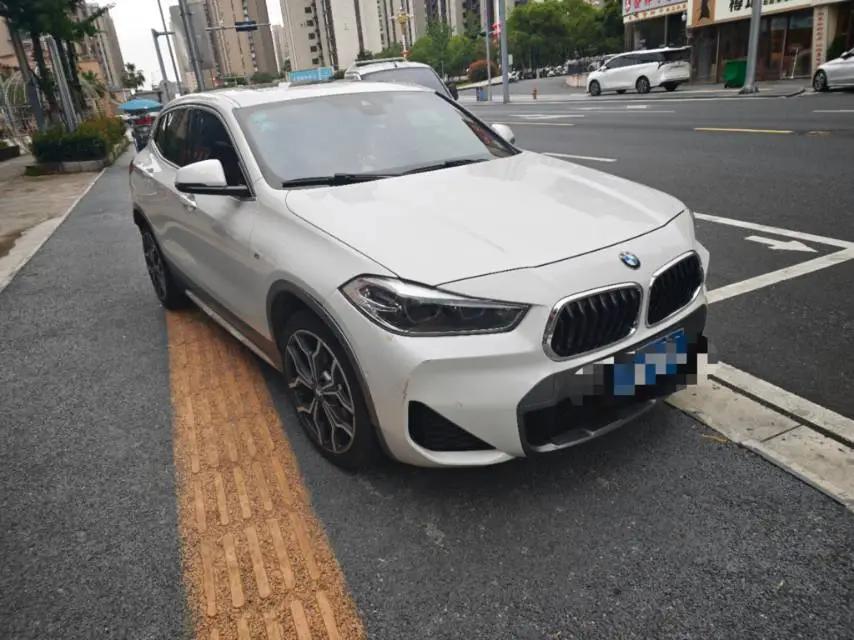 BMW X2 2020 sDrive25i leading M off-road suit 2