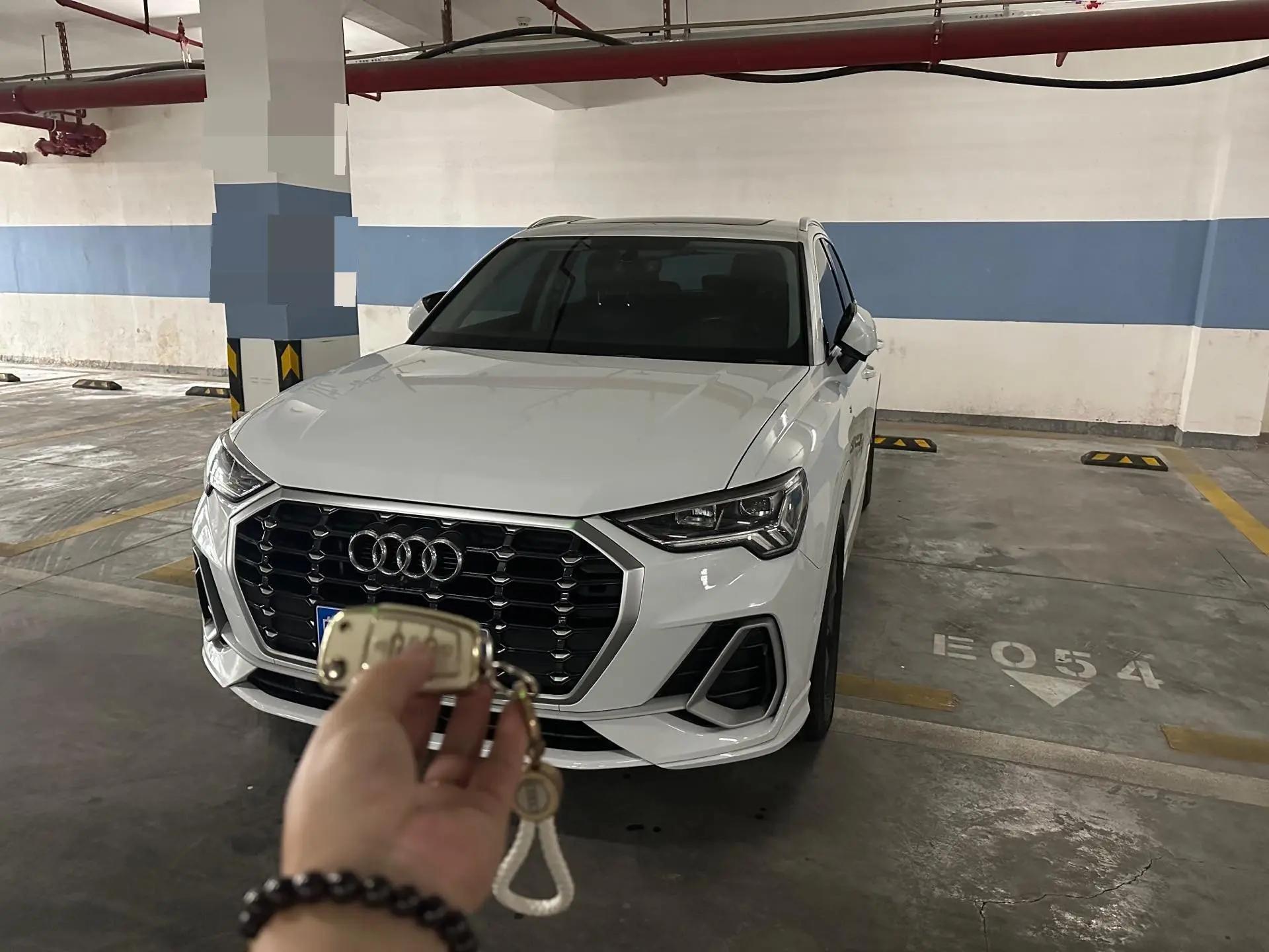 Audi Q3 2022 35 TFSI Fashion Dynamic 2