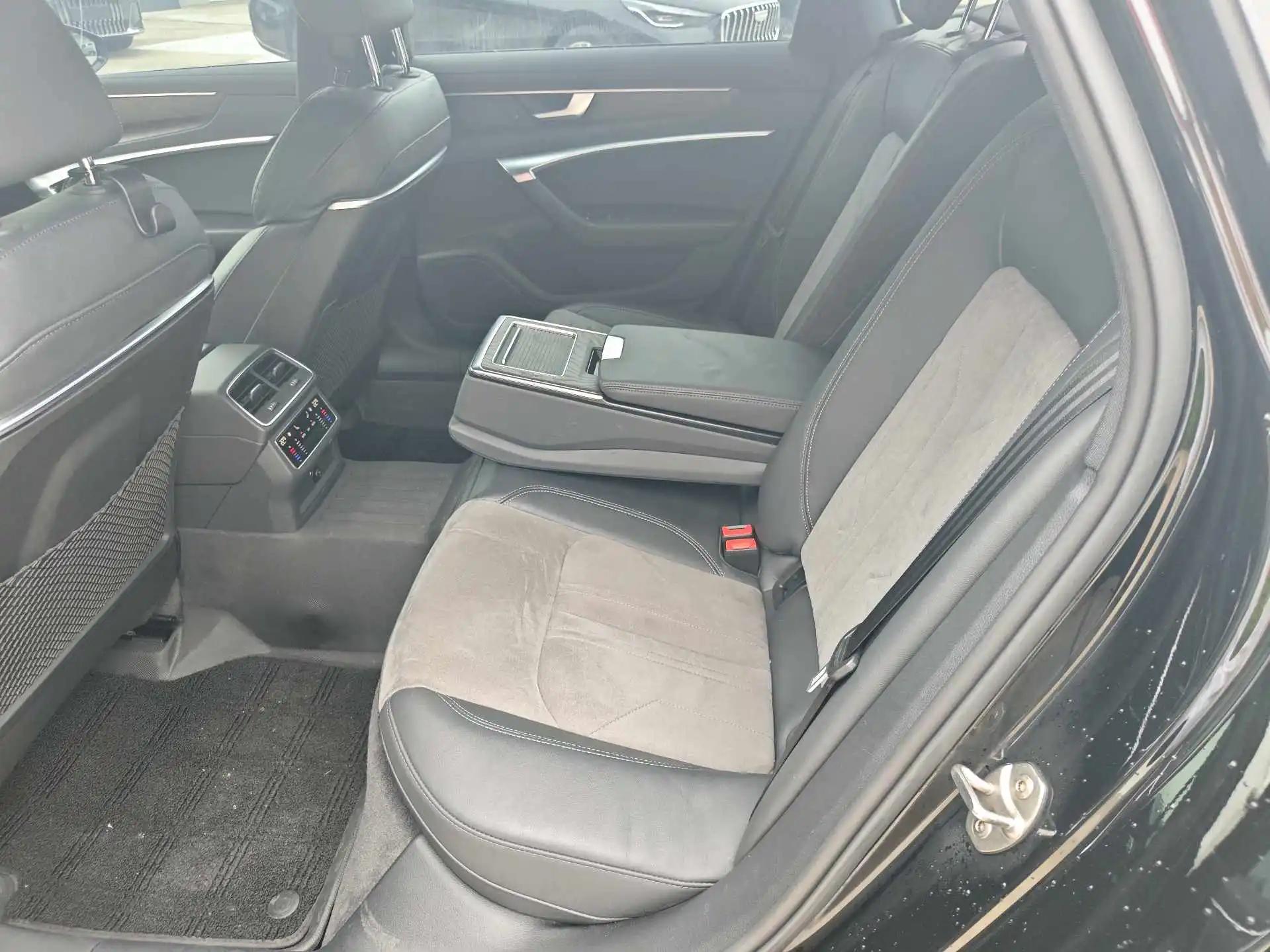 Audi A6L 2022 45 TFSI Selected Dynamic Type 4