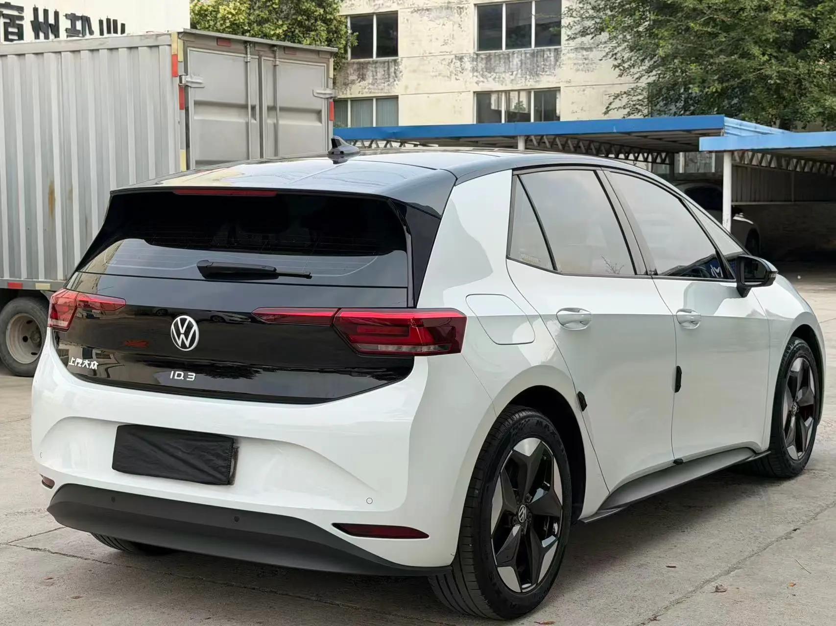 Volkswagen 2025 ID. 3 Smart Extremely Smart Edition (Modified) Automatic Gear 4