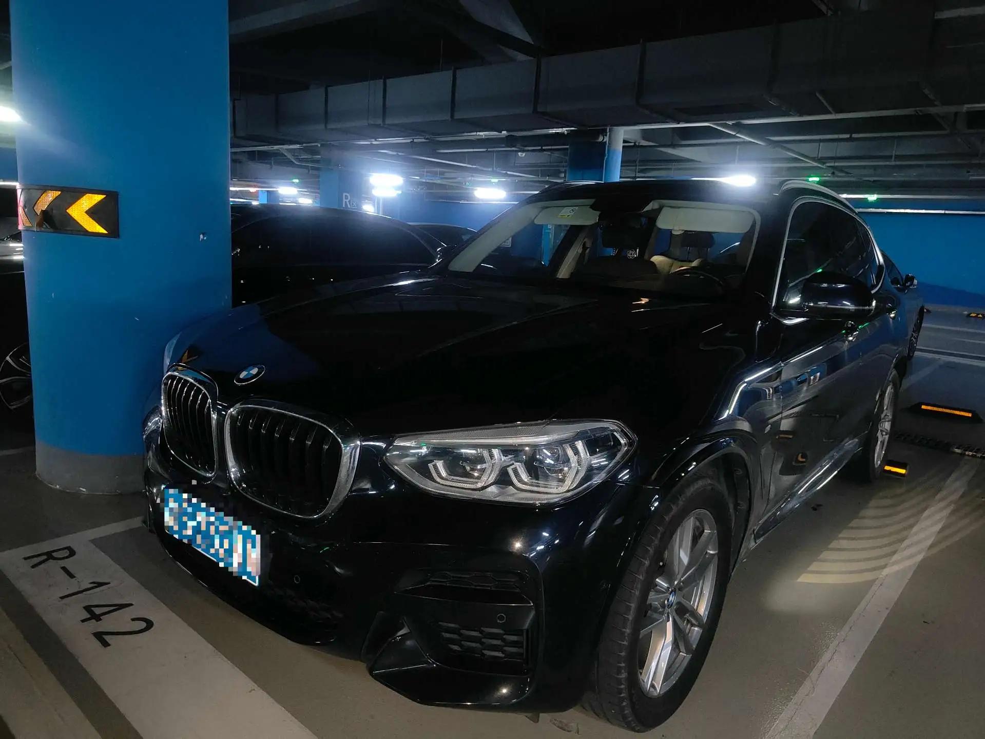 BMW X3 2020 xDrive25i M sports suit