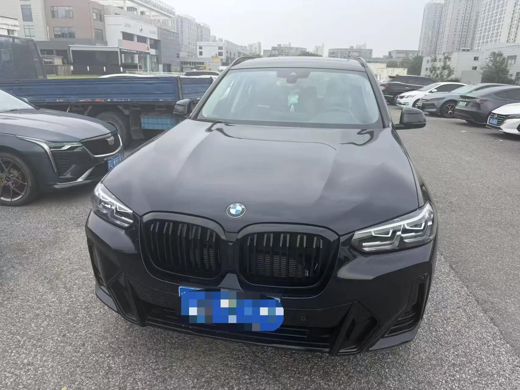 BMW X3 2022 xDrive25i M sports suit 2