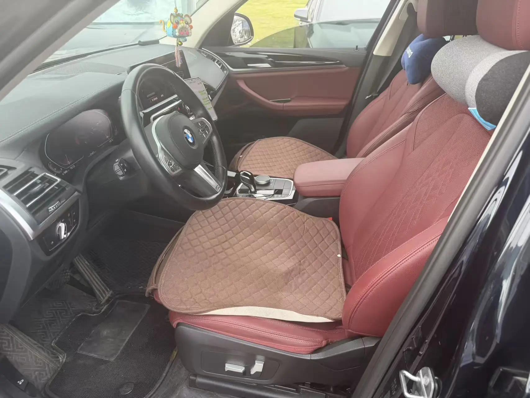 BMW X3 2022 xDrive25i M sports suit 4