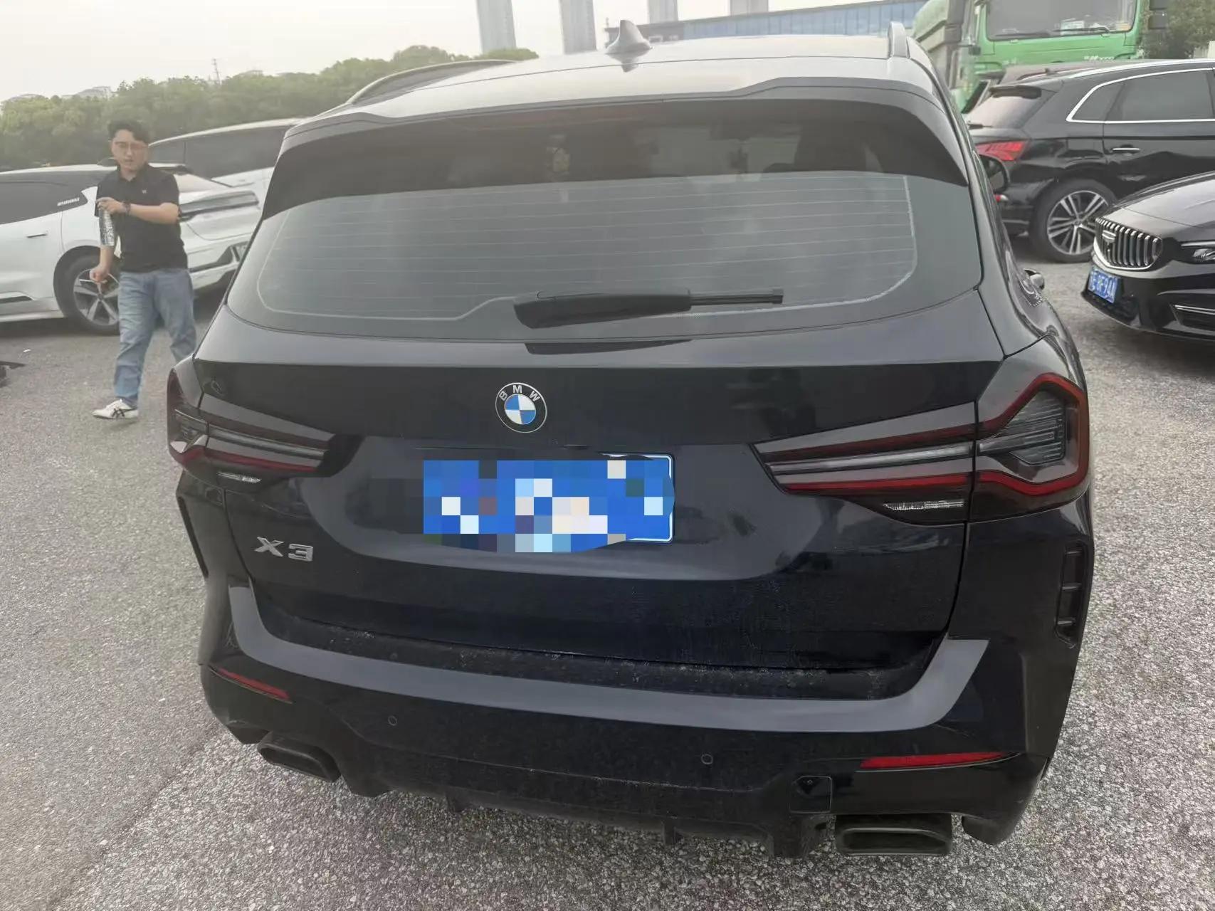 BMW X3 2022 xDrive25i M sports suit 8