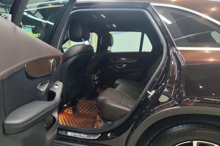 Mercedes Benz GLC 2022 model changed to GLC 260 L 4MATIC luxury model 7