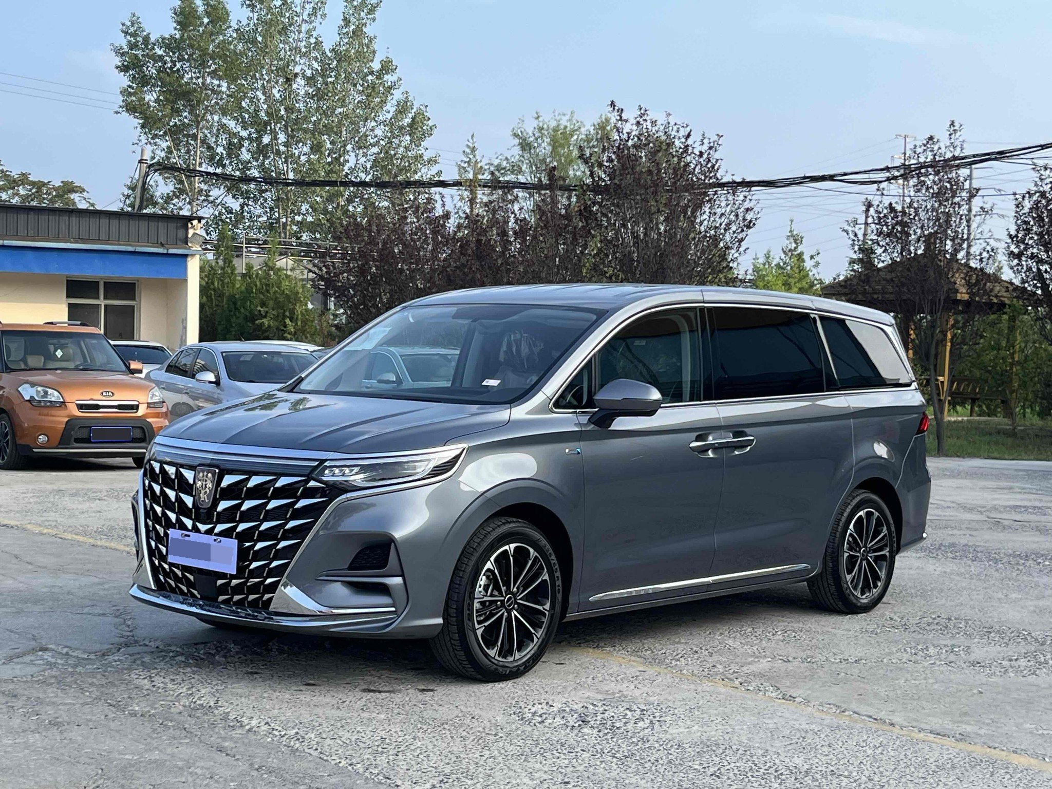 Roewe iMAX8 2023 400TGI Comfortable Edition