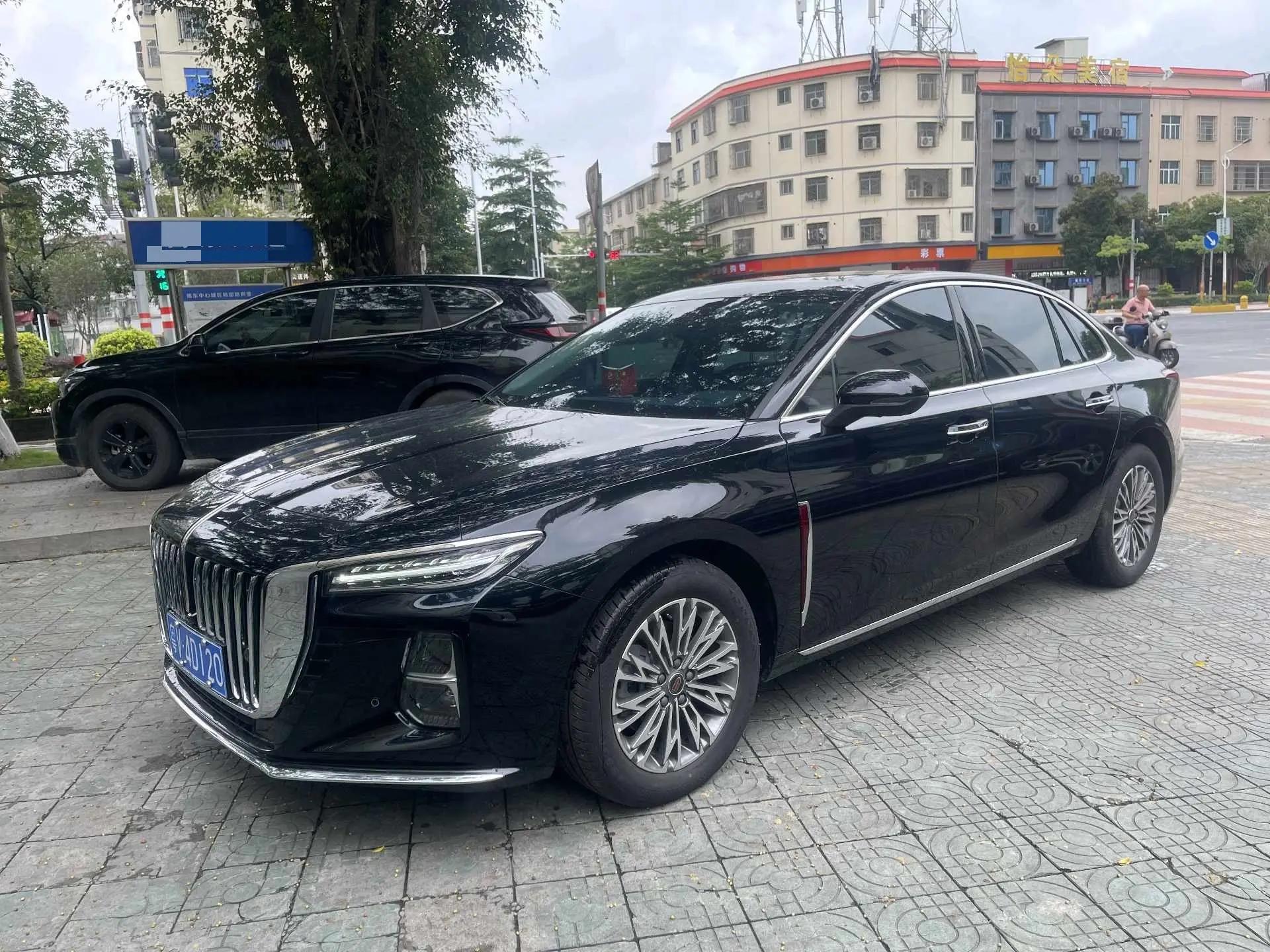 HongQi 2025 H5 HEV 1.5T Flag Rhyme 500000 Commemorative Automatic Gear