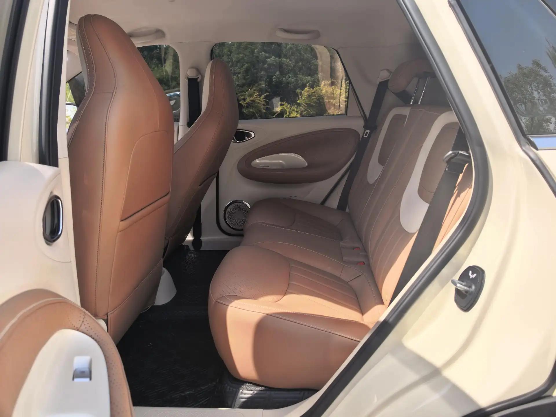 WuLing 2025 Plantronics 333km LingBox Connected Automatic Gear 5