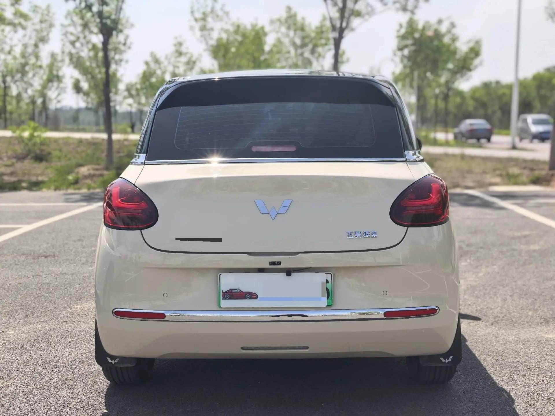 WuLing 2025 Plantronics 333km LingBox Connected Automatic Gear 6
