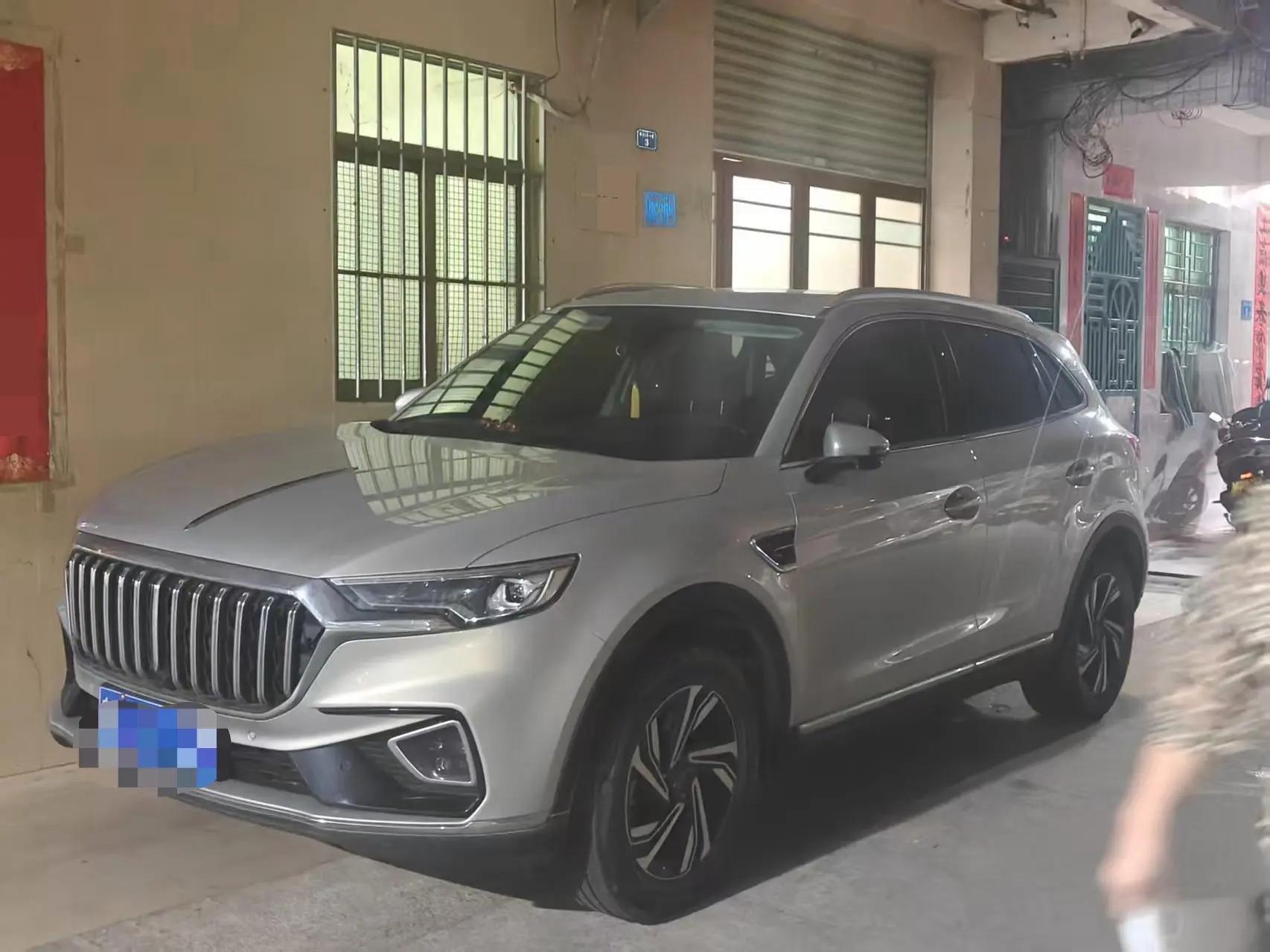 HongQi HS5 2022 2.0T Zhilian Flag Edition