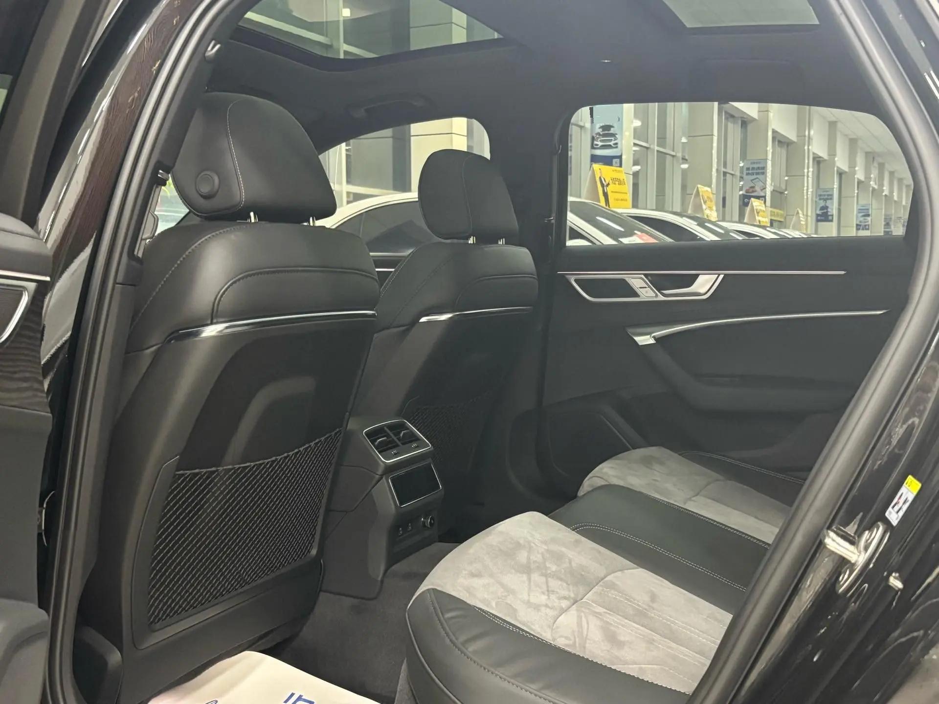 Audi 2024 A6L 2.0TFSI 45TFSI Quattro Prestige Dynamic Edition Automatic 4