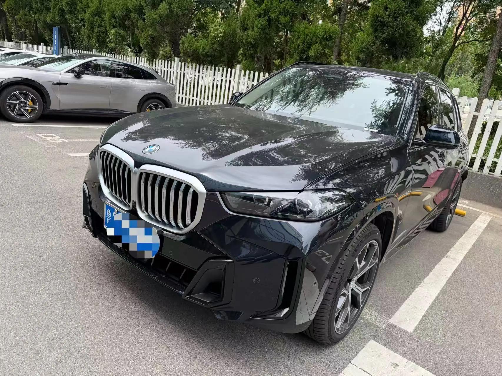 BMW 2023 X5 xDrive30Li 48V 2.0T Luxury Model M Sport Night Edition Automatic