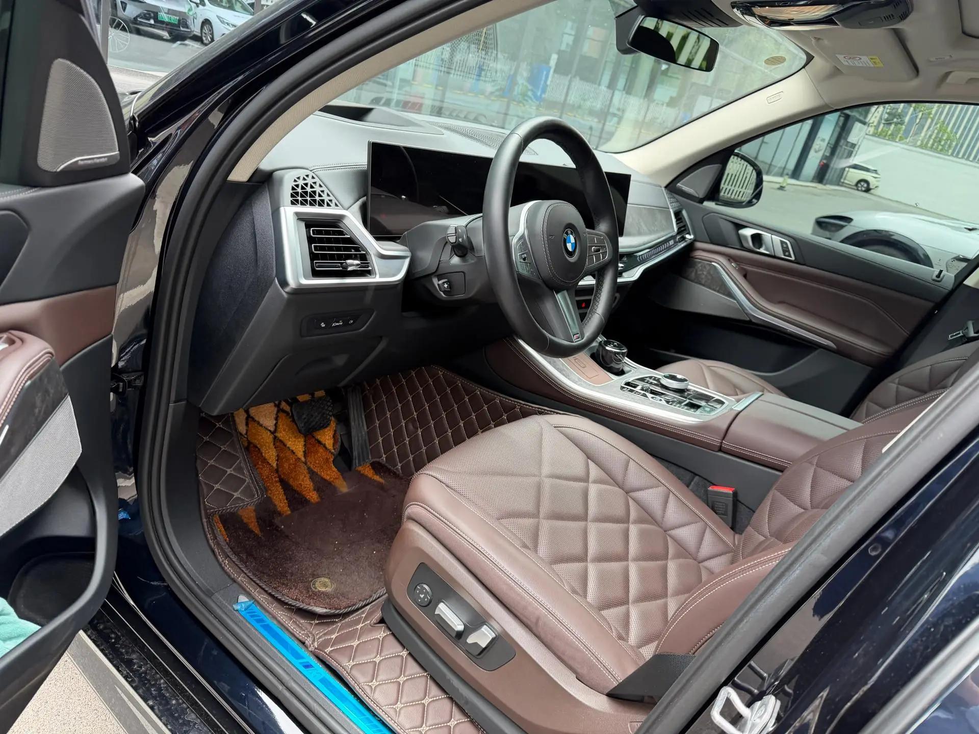 BMW 2023 X5 xDrive30Li 48V 2.0T Luxury Model M Sport Night Edition Automatic 2