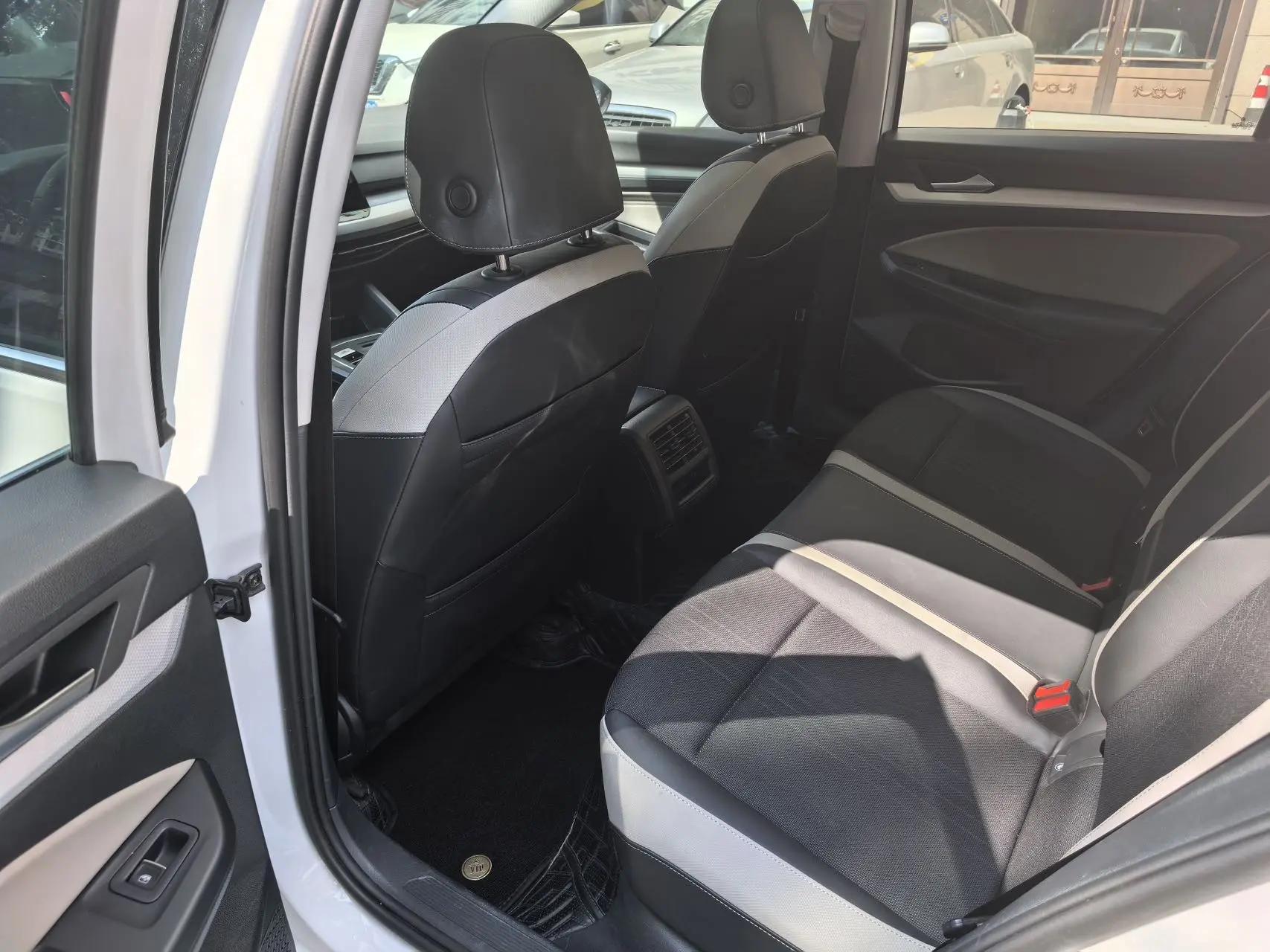 Golf 2021 280TSI DSG Pro 9