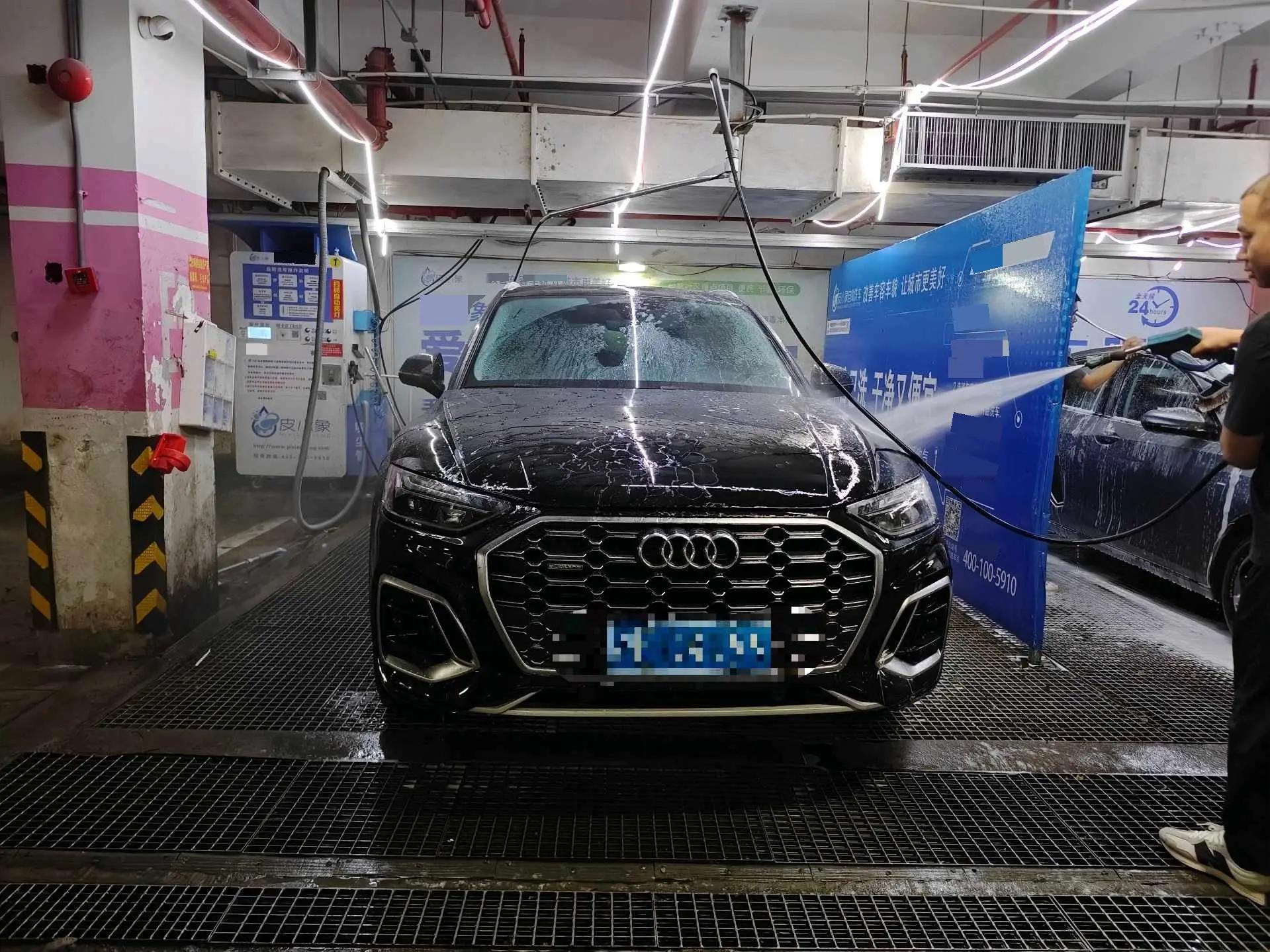 Audi 2024 Q5L 2.0TFSI 40TFSI Fashion Dynamic Automatic 4