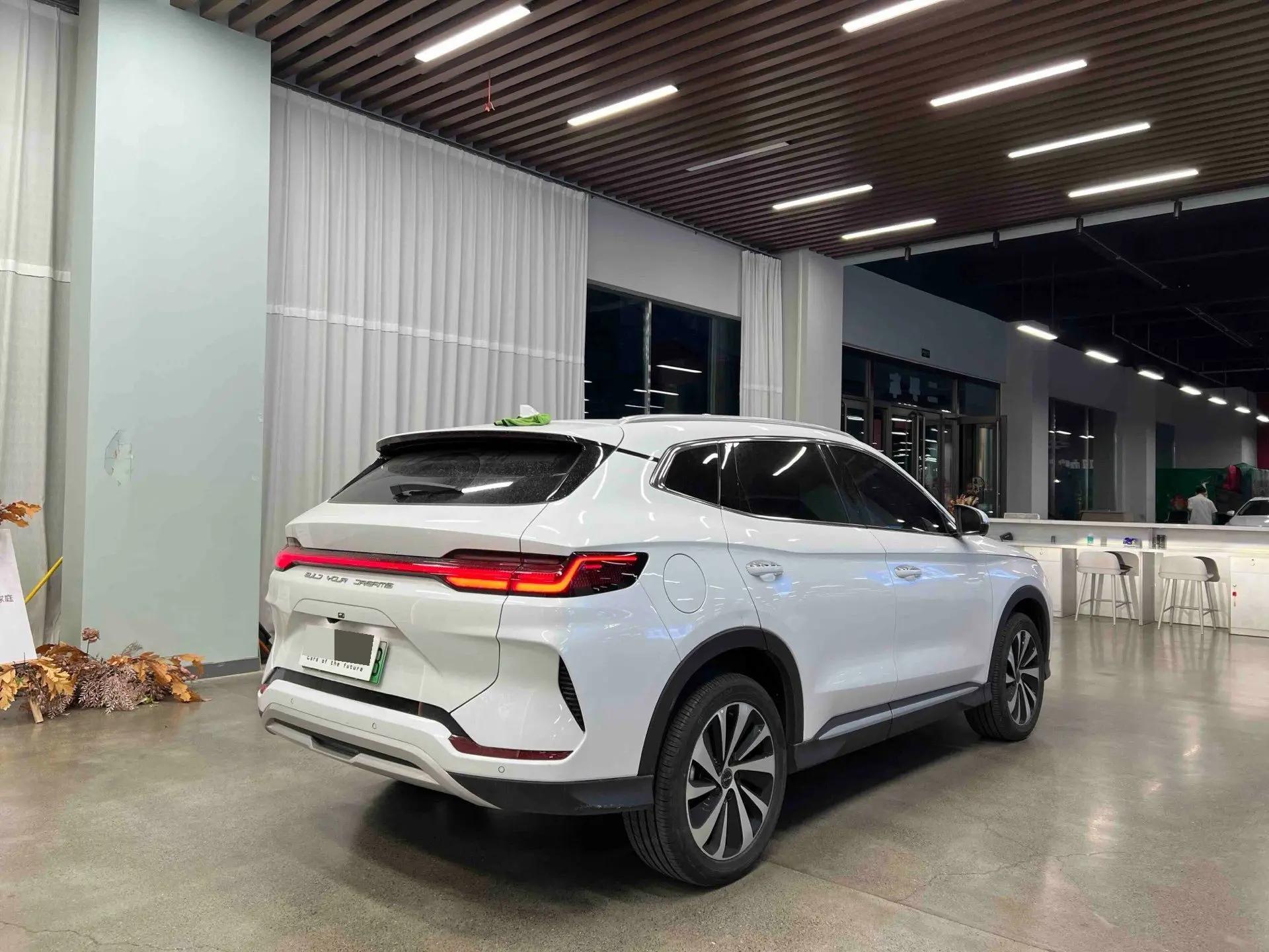 BYD 2023 Song PLUS DM-i 1.5 Stepless Champion Edition 150KM Flagship PLUS Automatic Gear 14