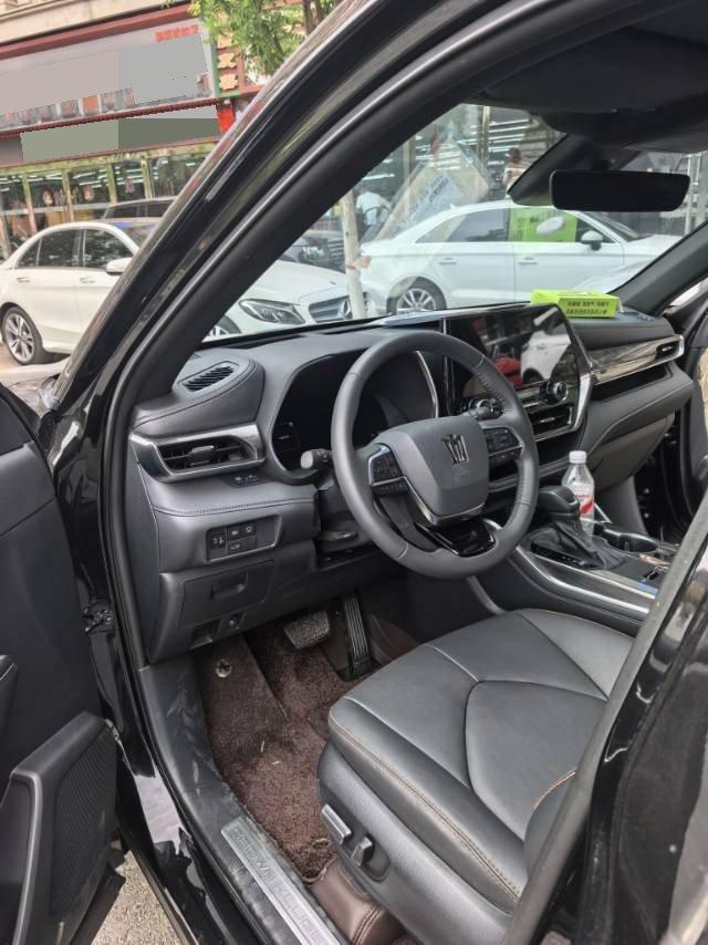 Toyota 2024 Crown Landfang HEV 2.5 CVT 4WD Prestige Automatic 6