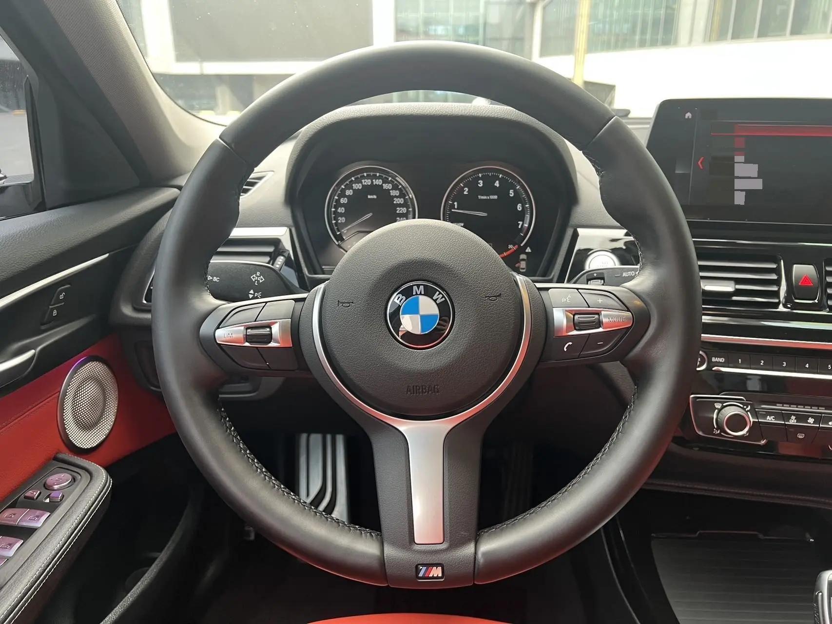 BMW 1 Series 2022 125i M Sports Obsidian Night Edition 2