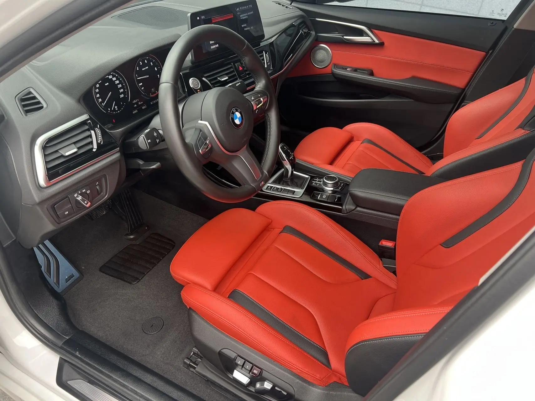 BMW 1 Series 2022 125i M Sports Obsidian Night Edition 5