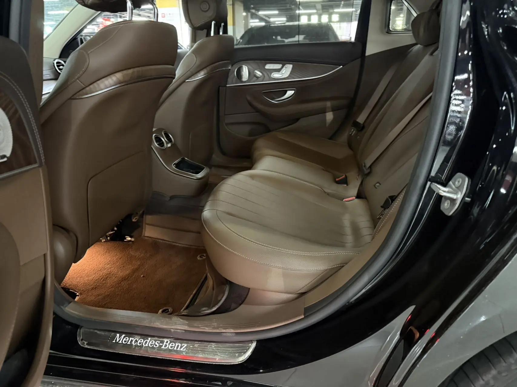 Mercedes Benz E-Class 2023 E 300 L Luxury Model 6
