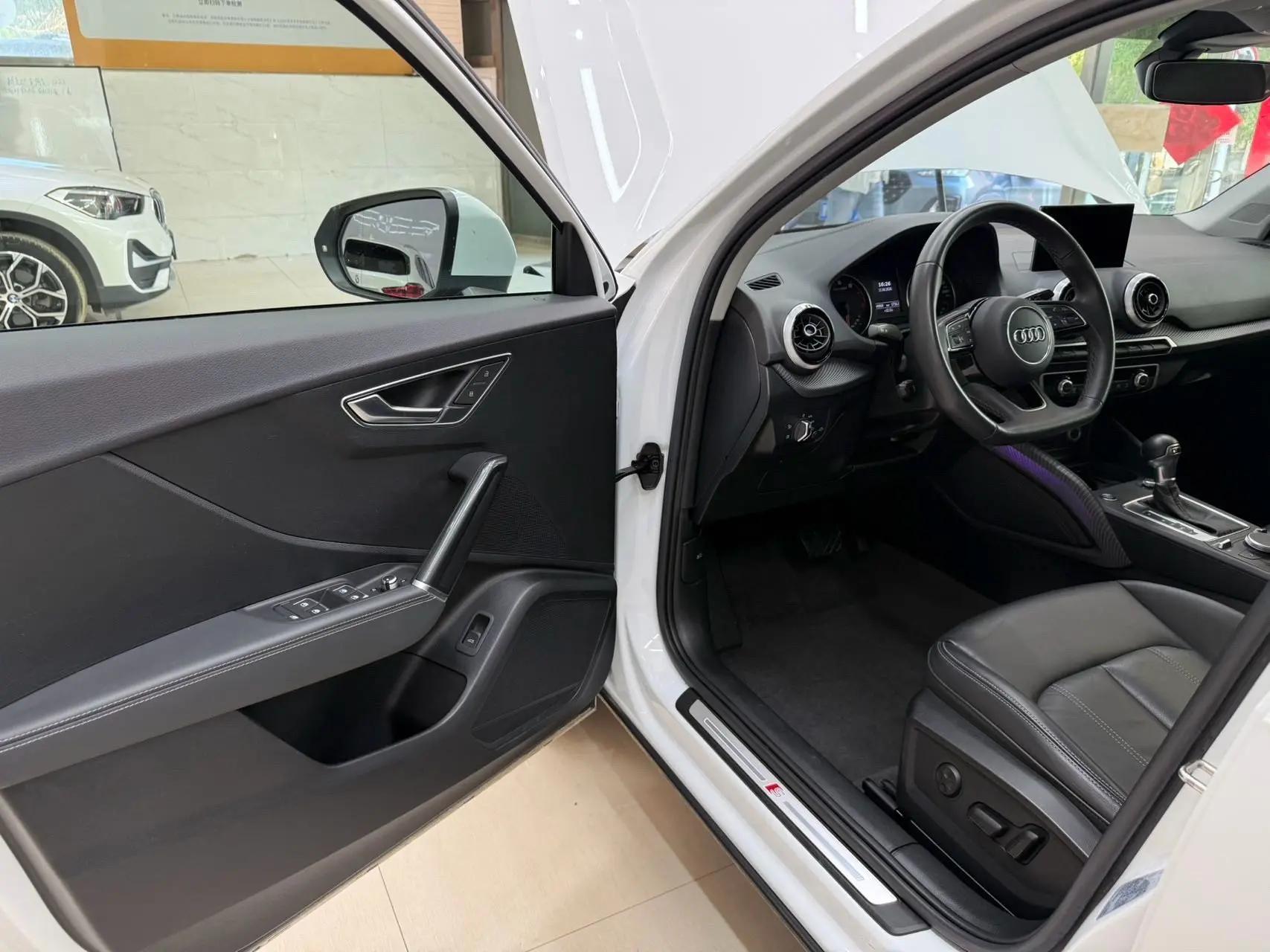Audi Q2L 2022 model 35 TFSI Fashion Dynamic Edition 8