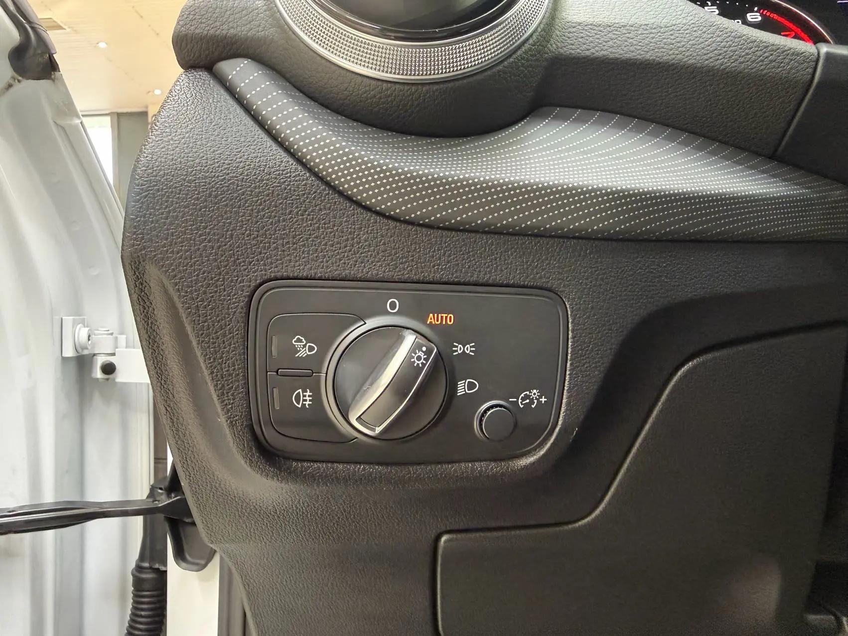 Audi Q2L 2022 model 35 TFSI Fashion Dynamic Edition 9