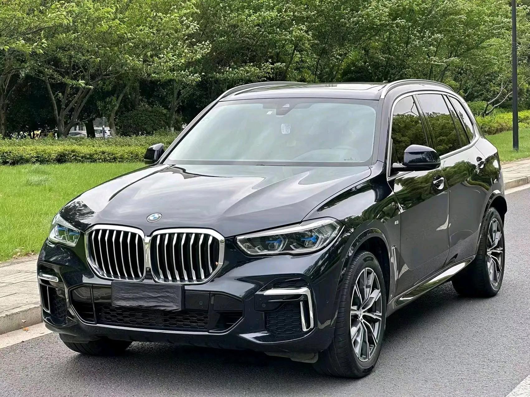 BMW X5 2022 xDrive 30Li exclusive m sports suit