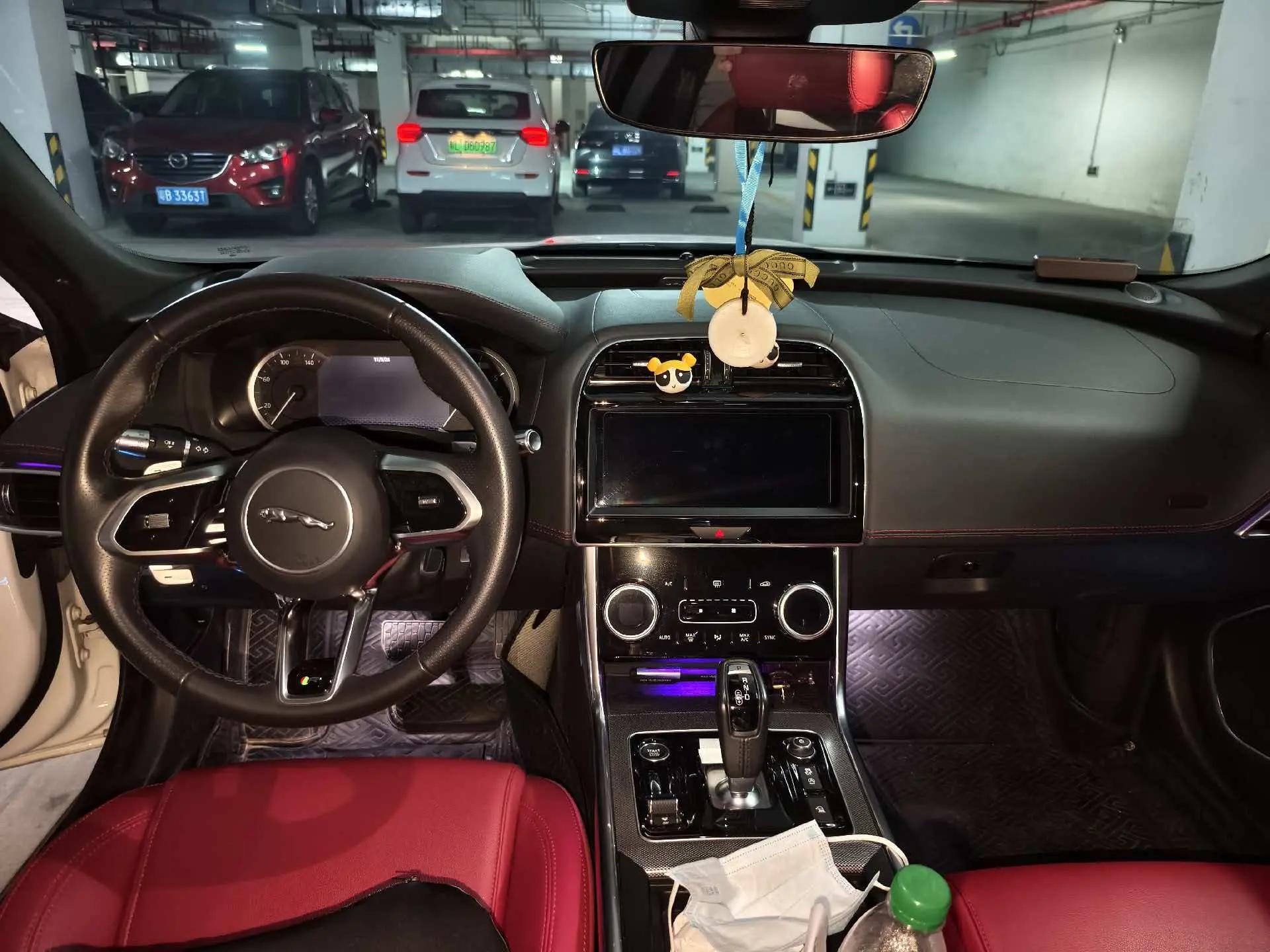 Jaguar XEL 2021 2.0T 200PS R-DYNAMIC Youth Sports Edition 5