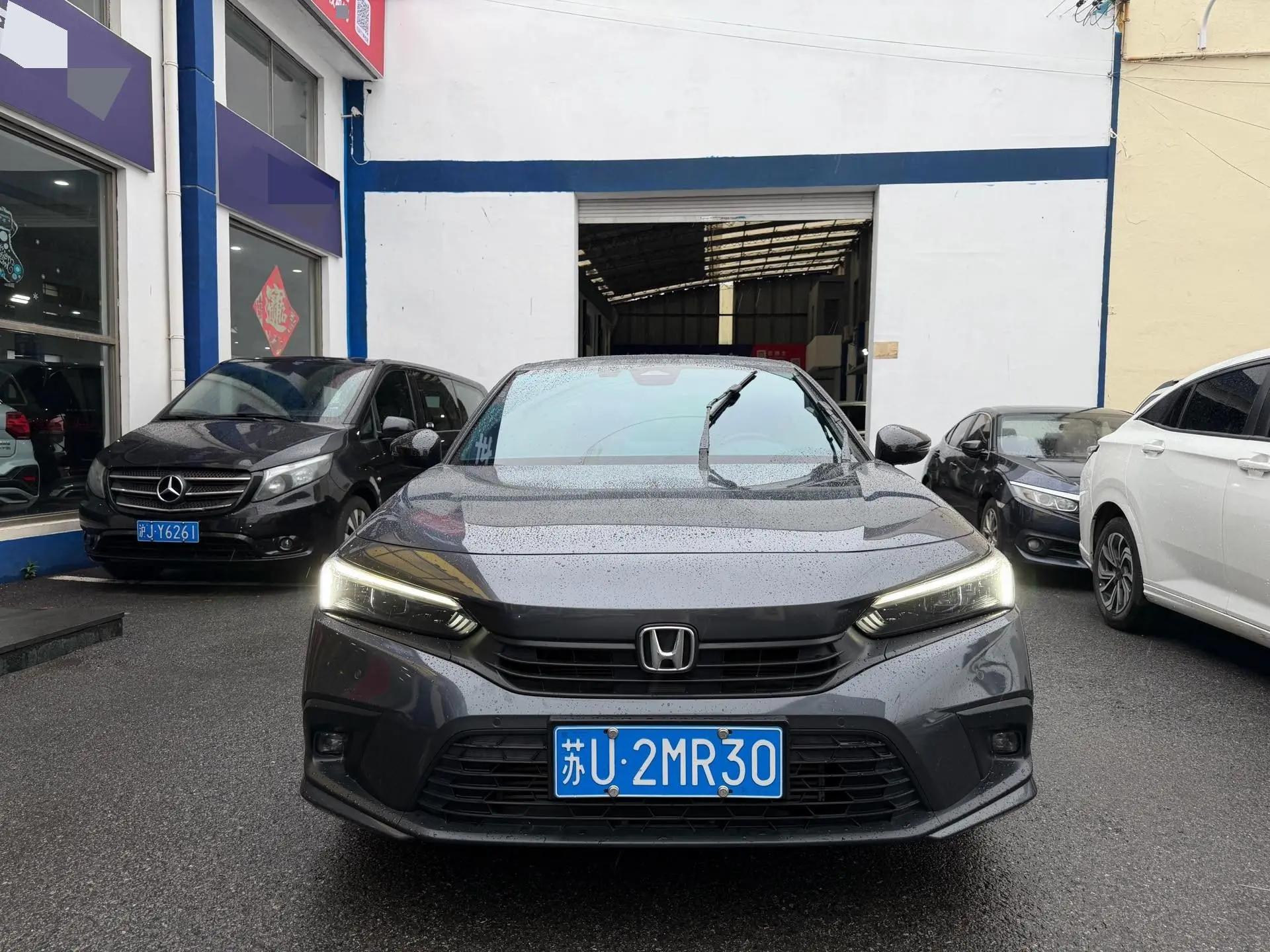 Civic 2022 240TURBO CVT Combustion Edition 2