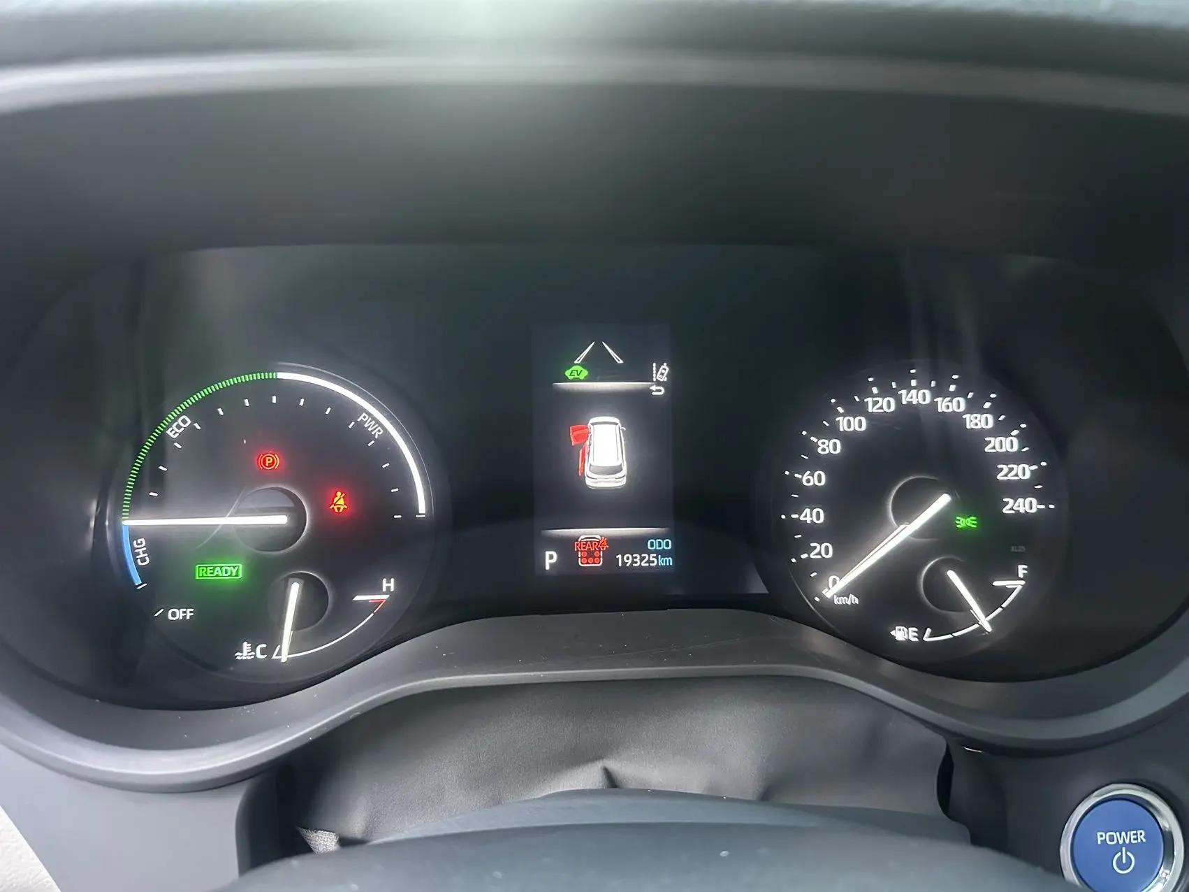 Toyota 2024 Sienna HYBRID 2.5 CVT Comfort Edition Automatic 12