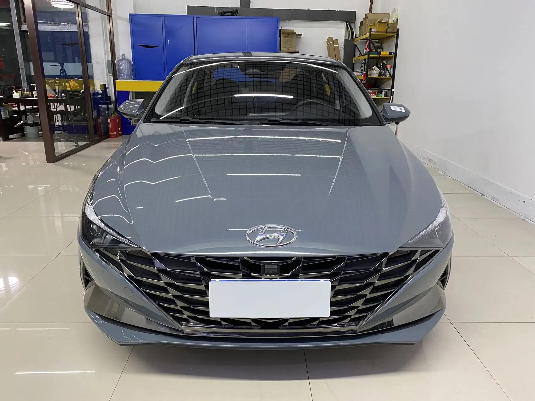 Elantra 2022 1.5L CVT LUX Premium Edition 2