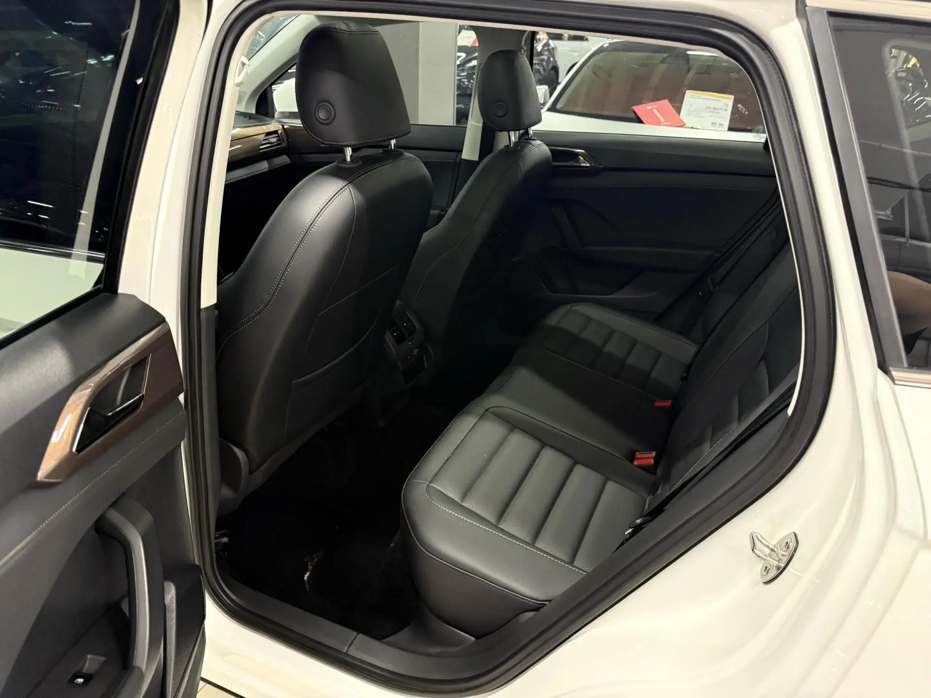 Tuyue 2022 280TSI Two-Drive Deluxe Edition 10