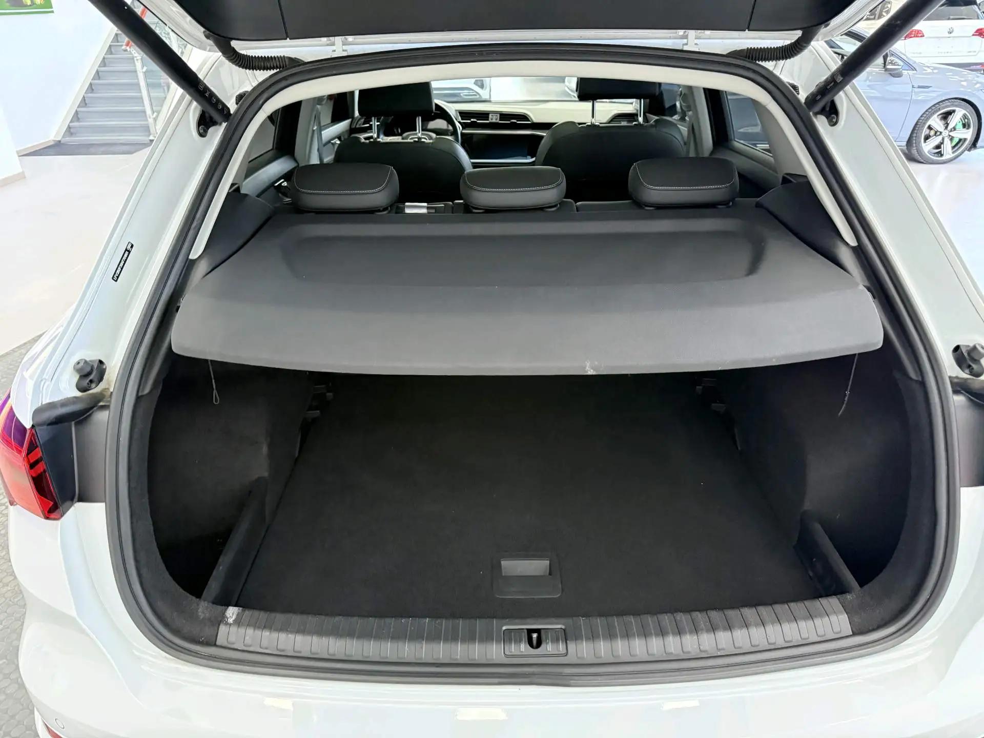 Audi Q3 2022 35 TFSI Fashion Dynamic 6