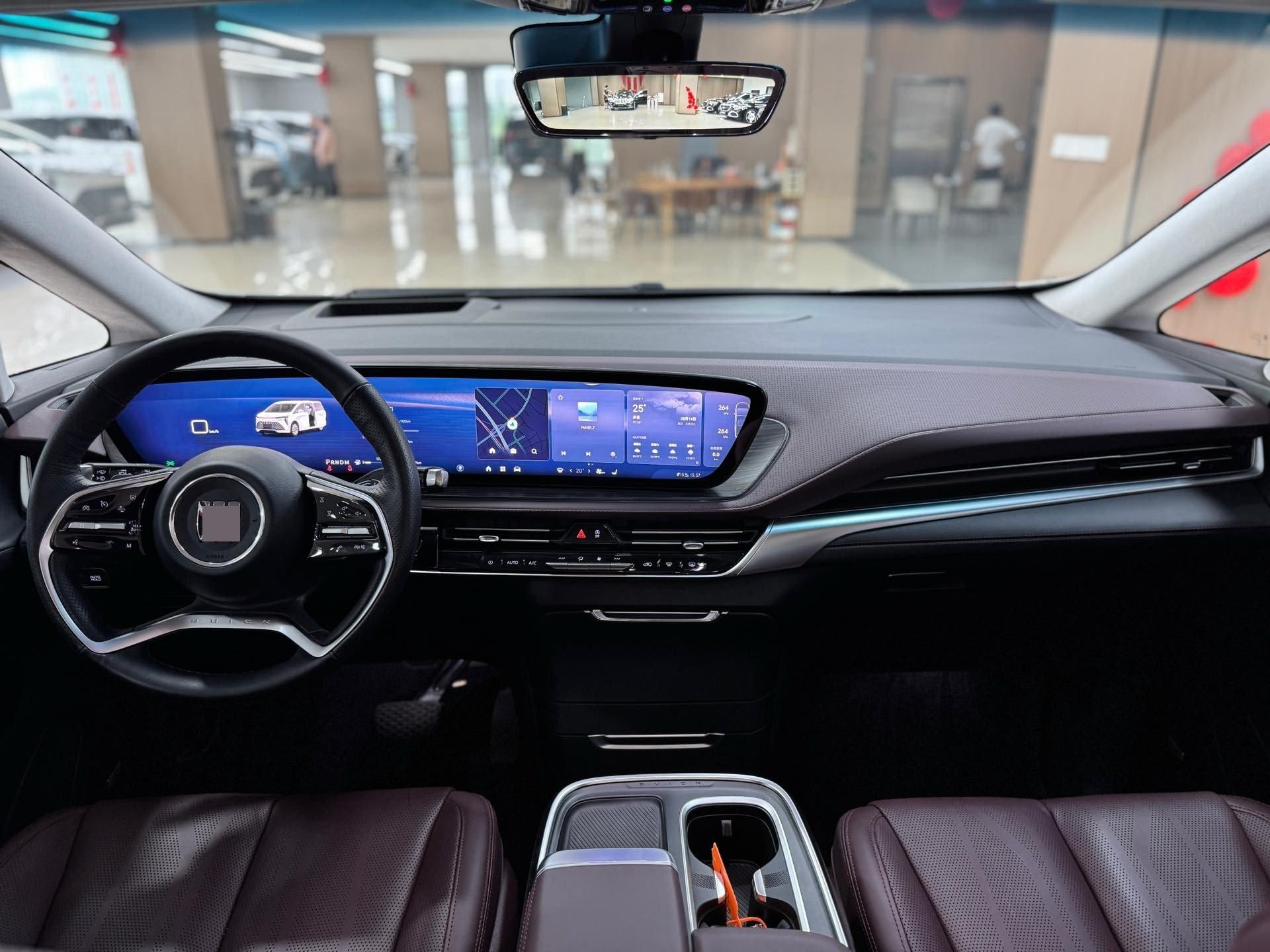 Century 2023 2.0T Six-seat World Edition 11