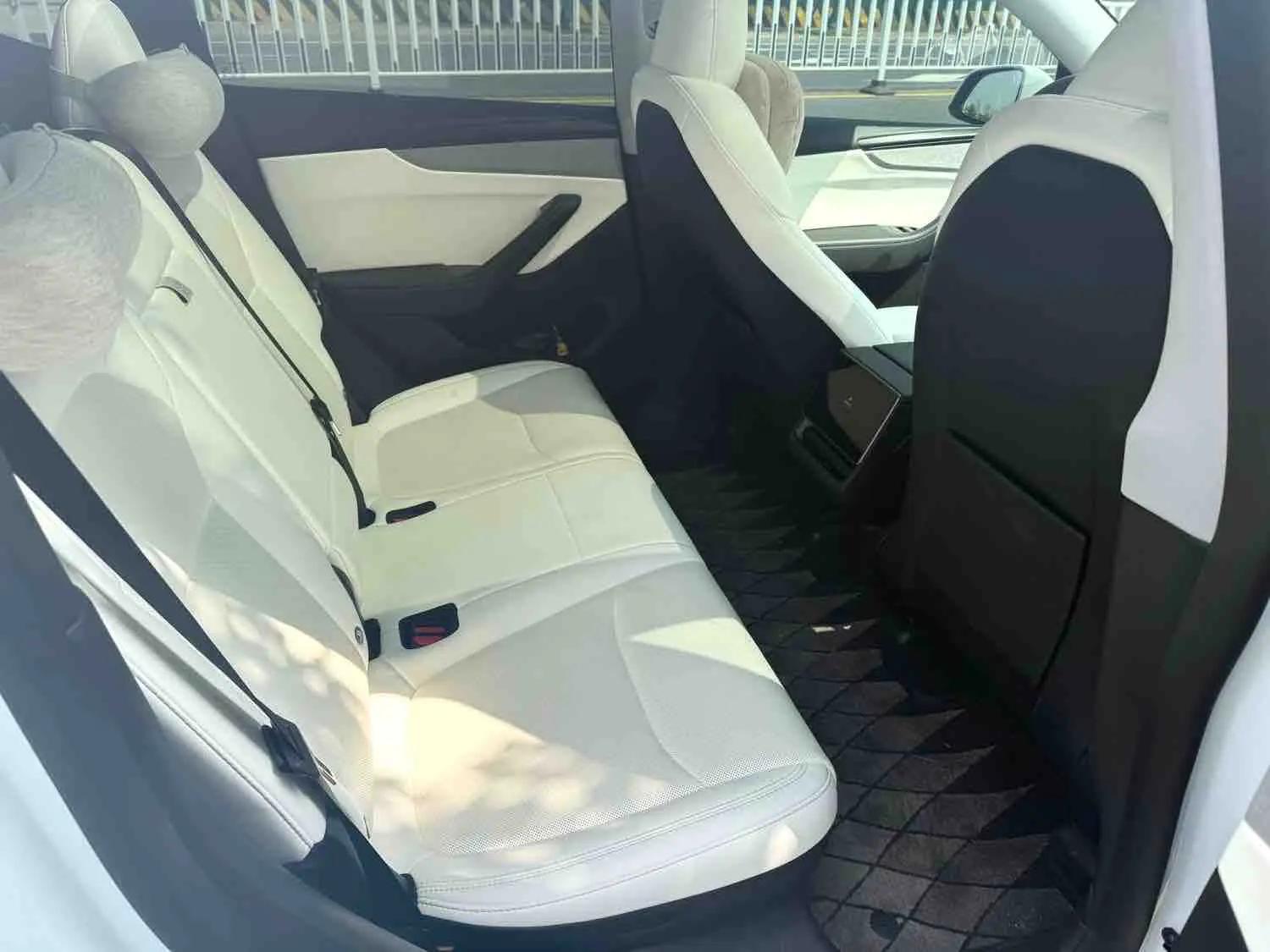Tesla 2025 Model Y long endurance all-wheel drive version (modified) automatic gear 6