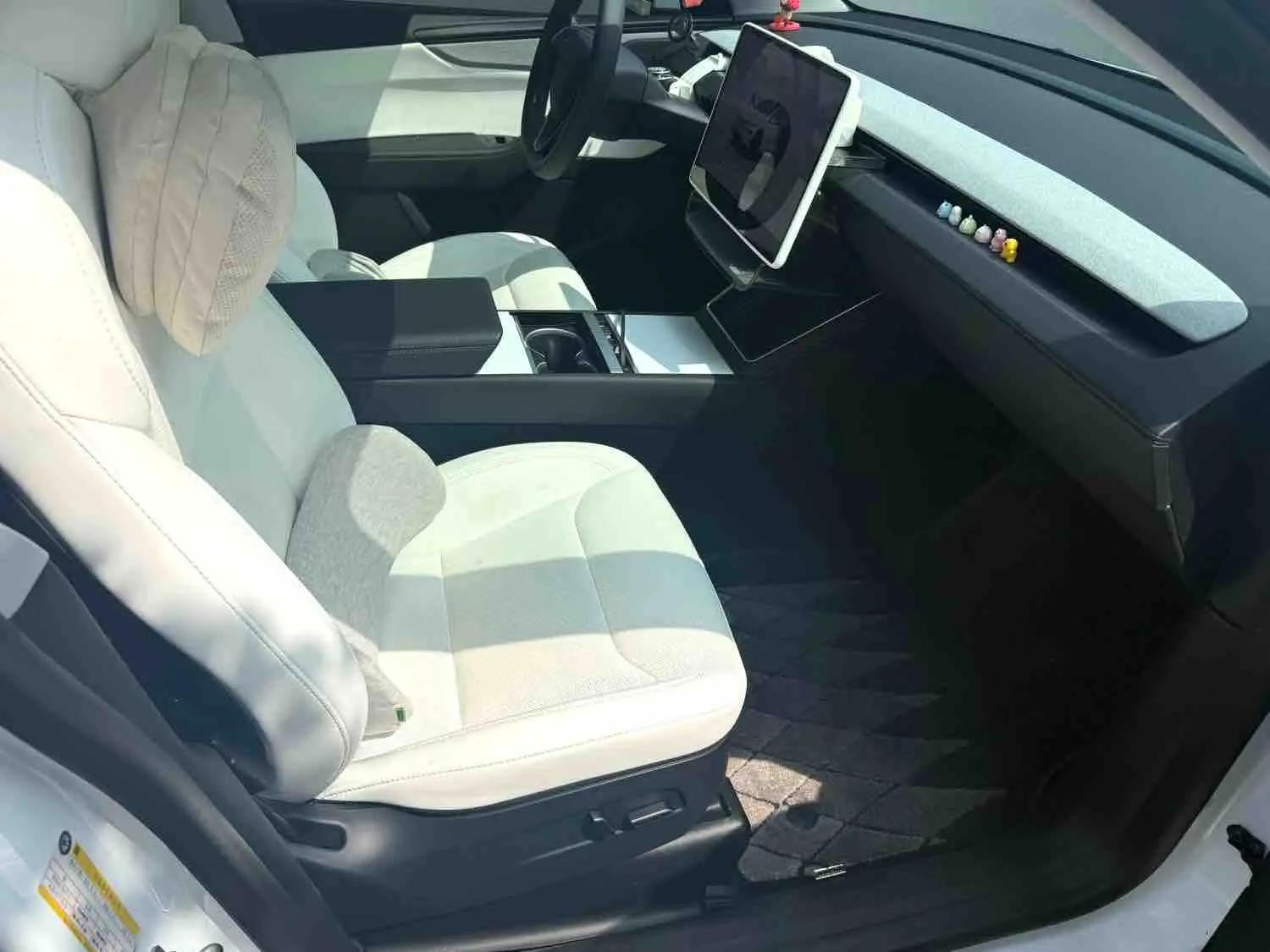 Tesla 2025 Model Y long endurance all-wheel drive version (modified) automatic gear 7